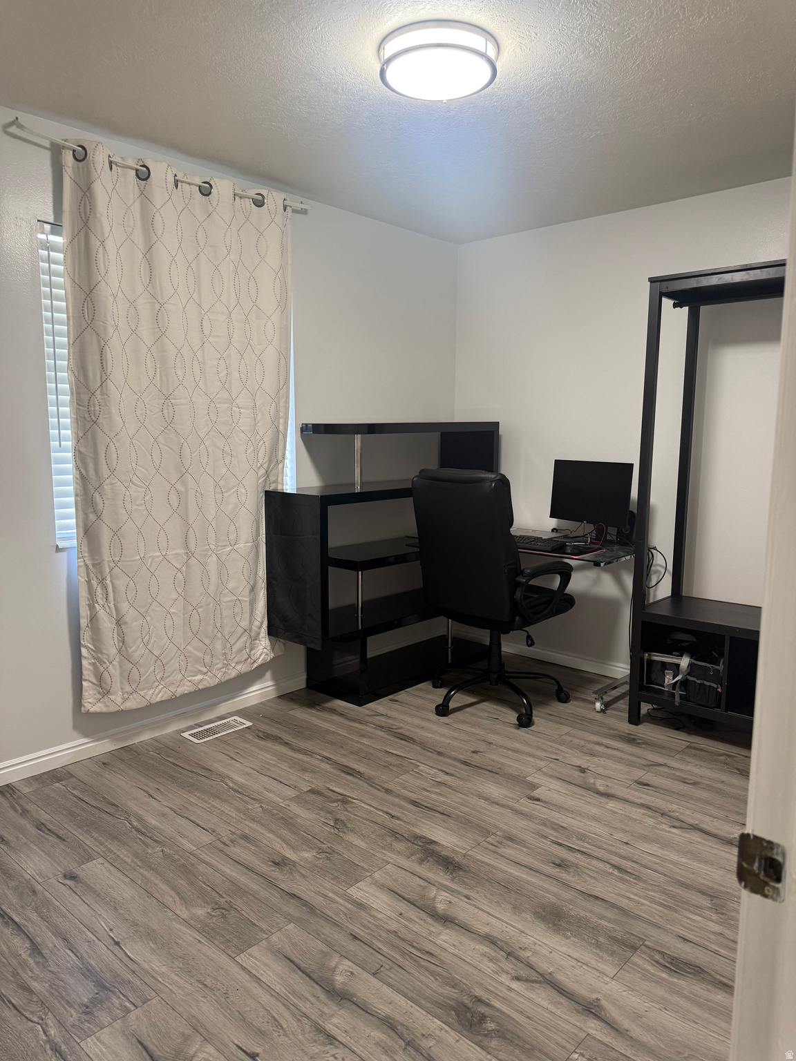 EASTSIDE ESTATES - Residential