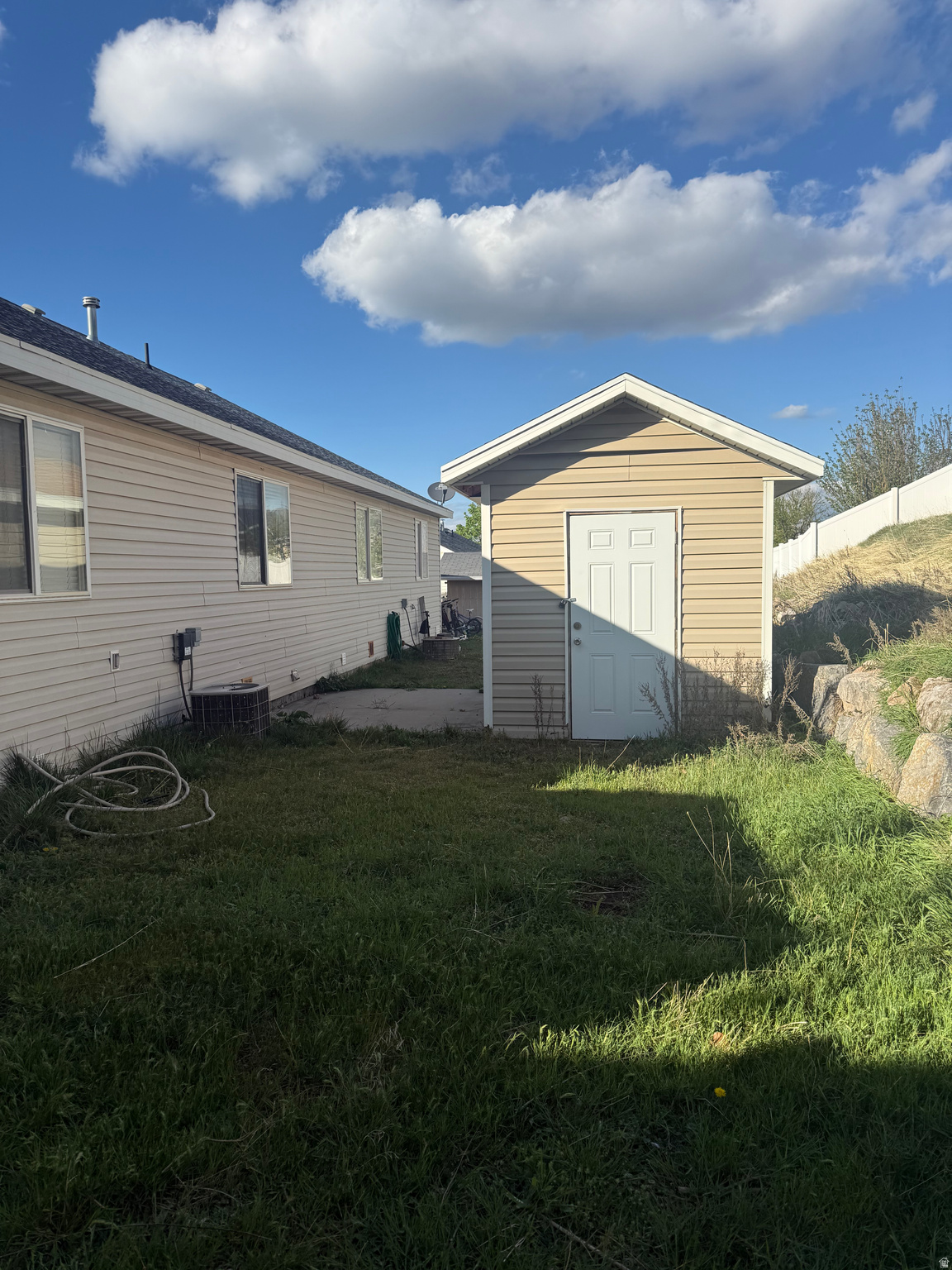 EASTSIDE ESTATES - Residential