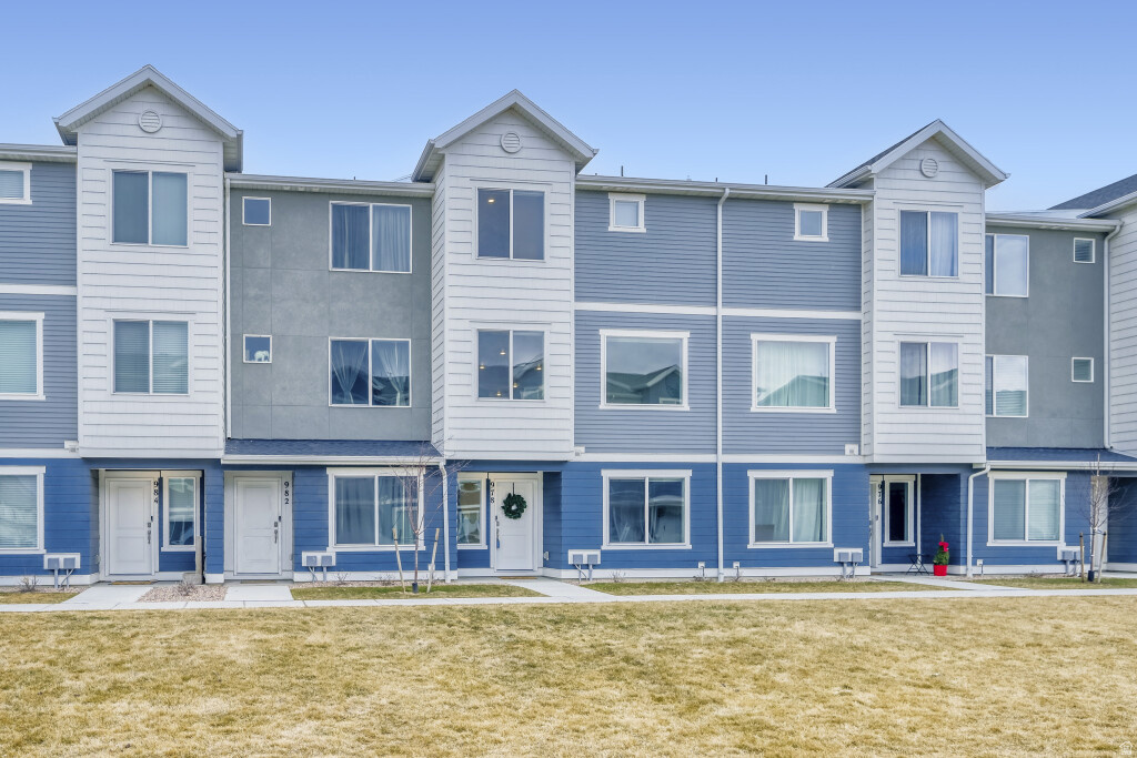 NORTHSHORE - Residential