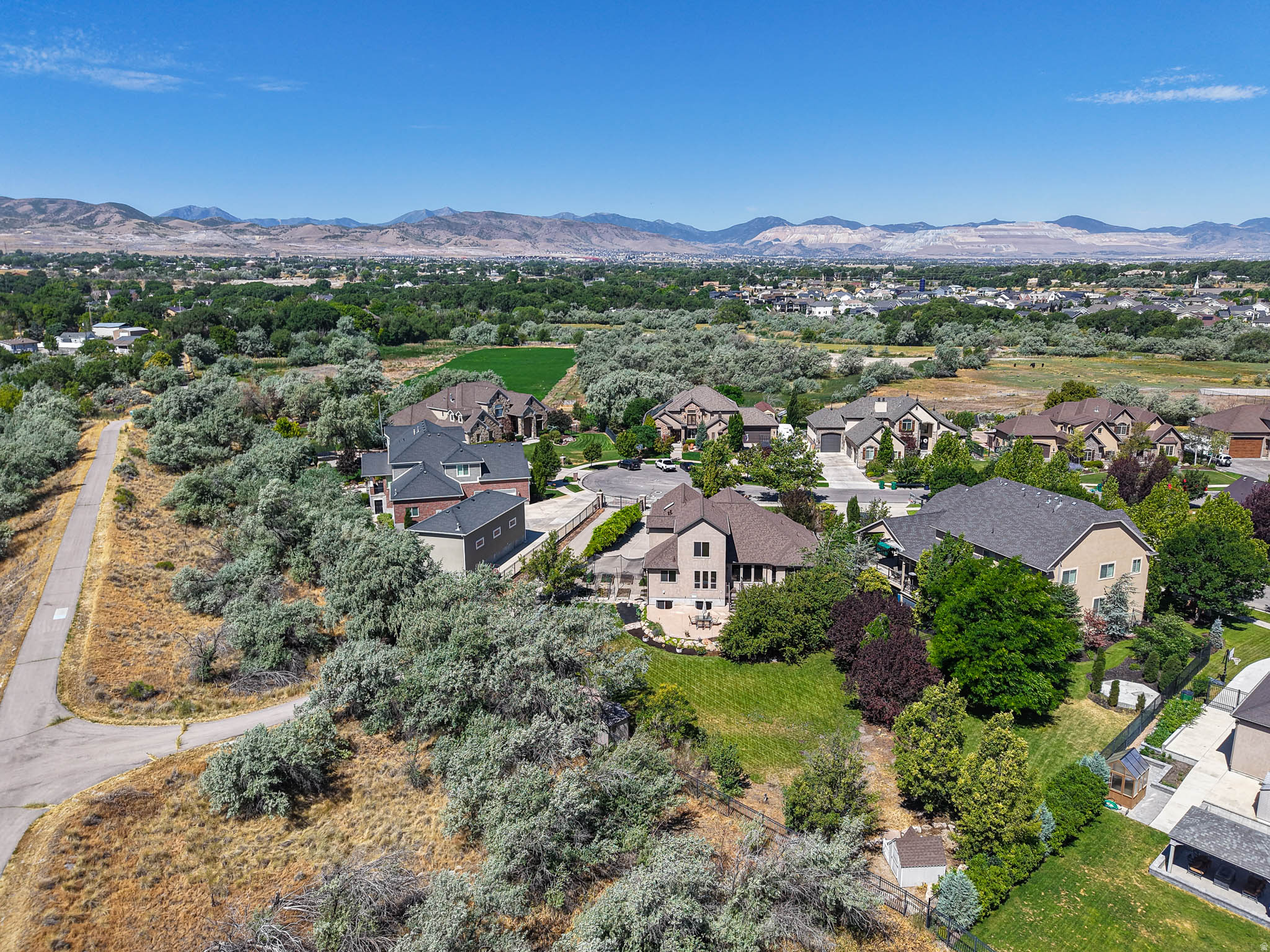 LOOMIS VILLAGE - Residential