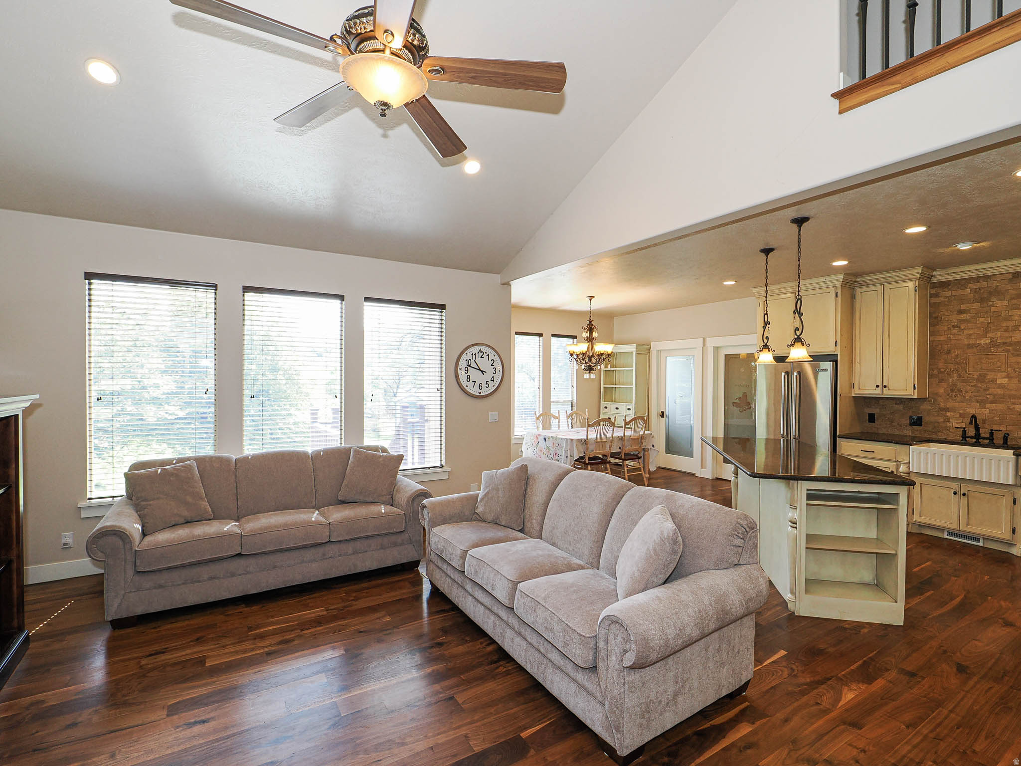 LOOMIS VILLAGE - Residential