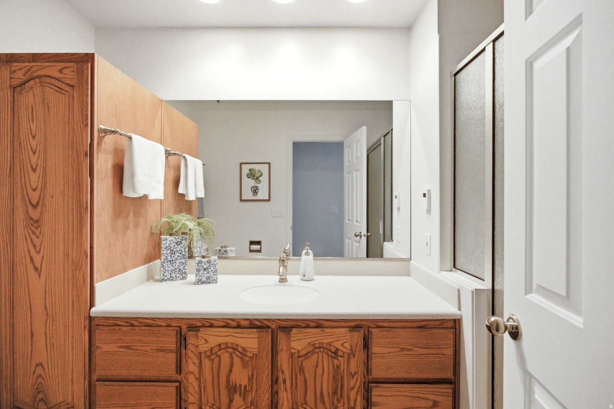 SHADYBROOK CONDM - Residential