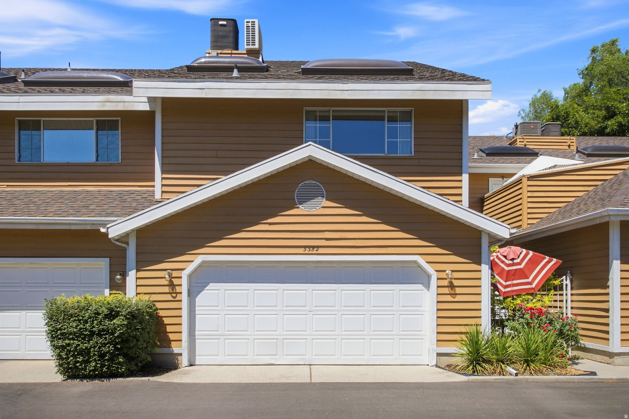 SHADYBROOK CONDM - Residential