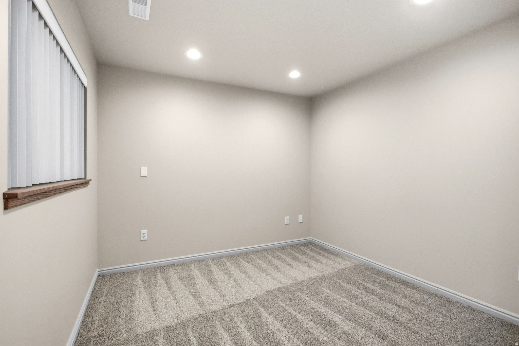 SHADYBROOK CONDM - Residential