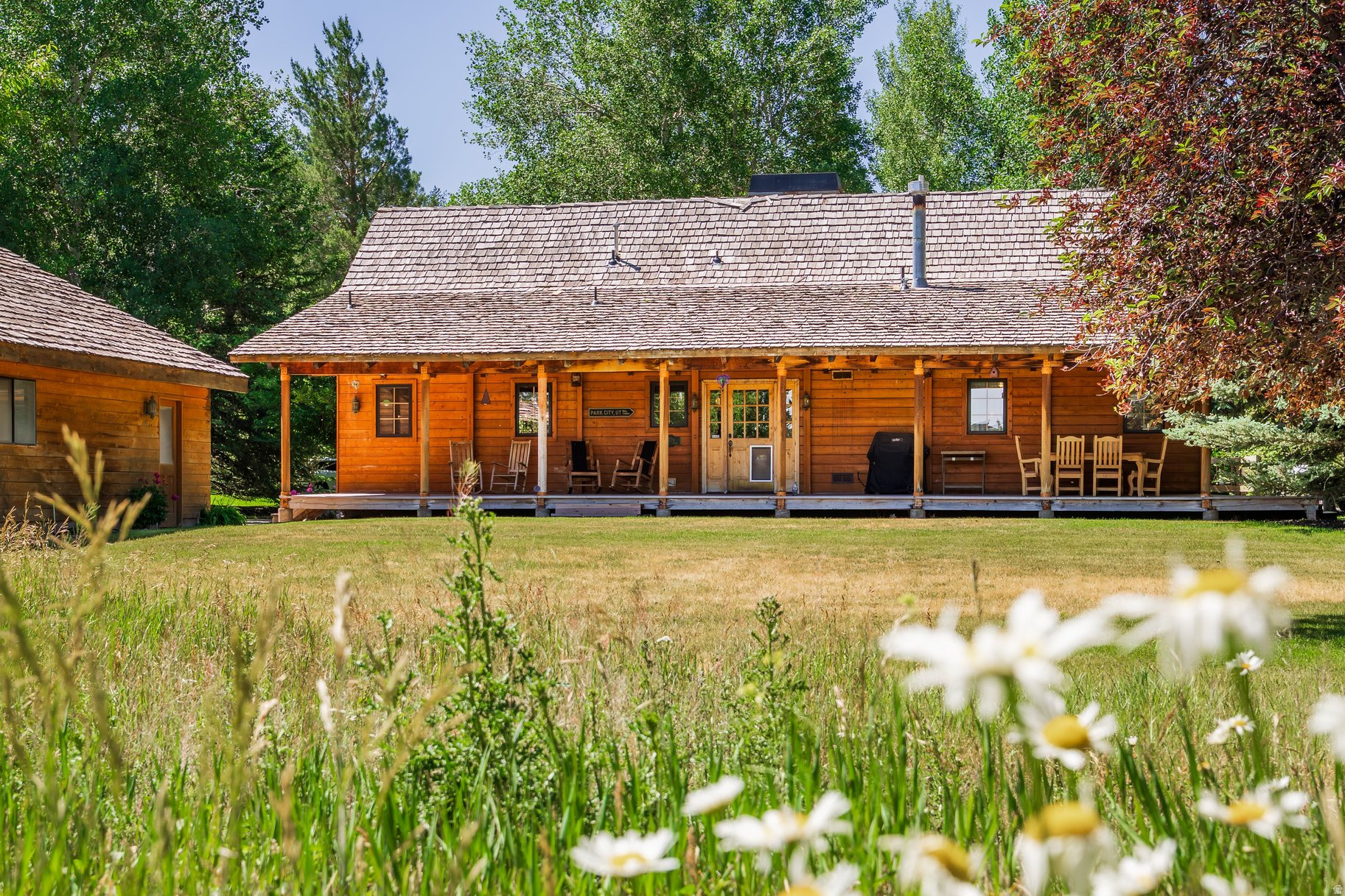 HOLIDAY RANCHETTES S - Residential