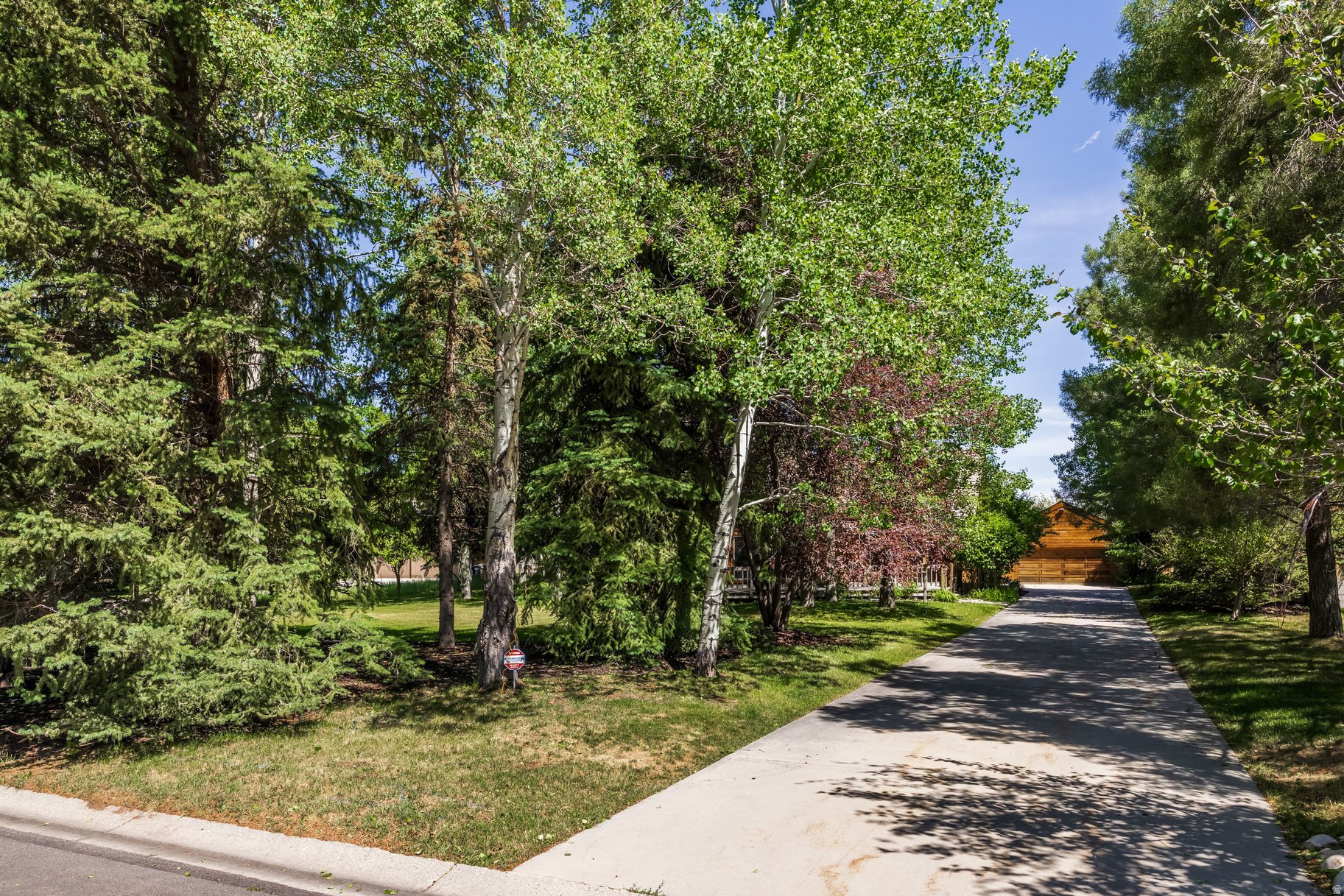 HOLIDAY RANCHETTES S - Residential