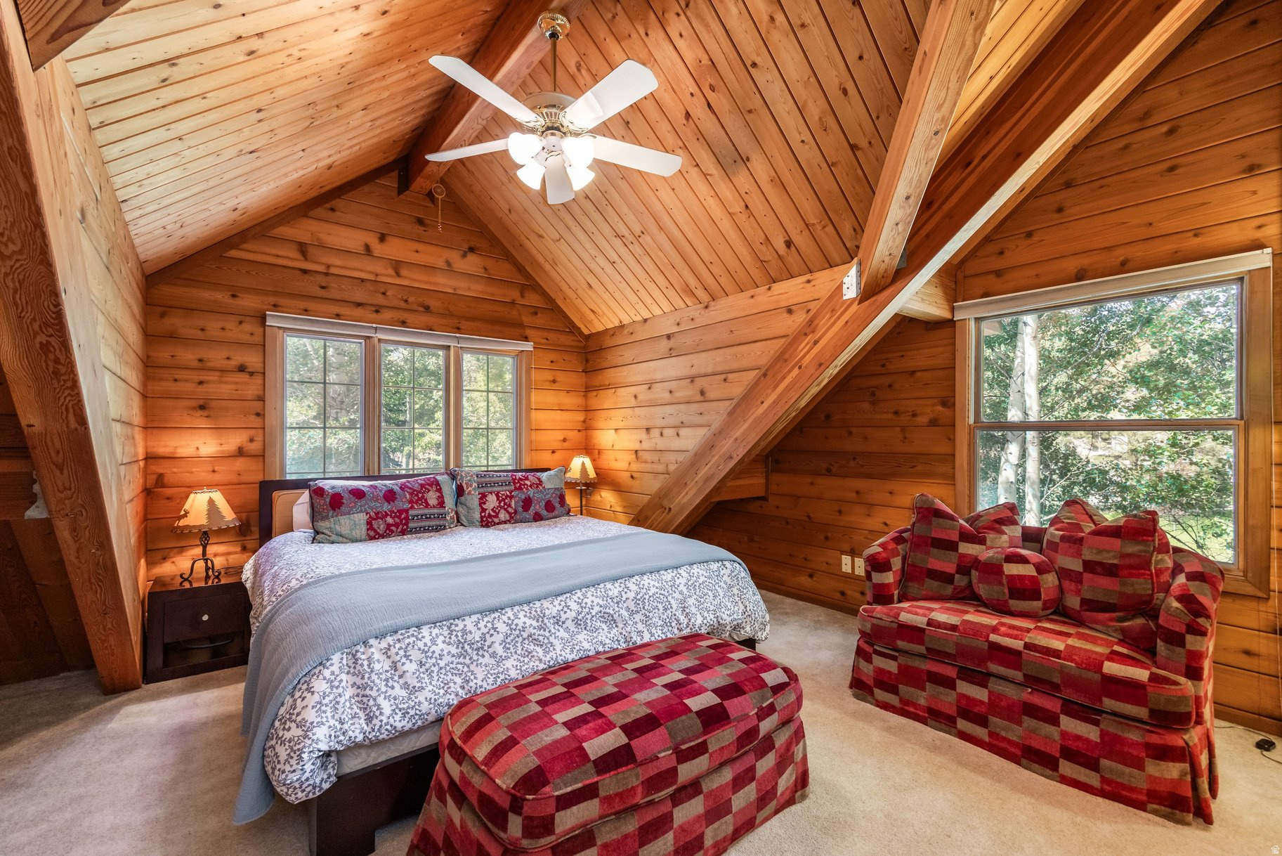 HOLIDAY RANCHETTES S - Residential