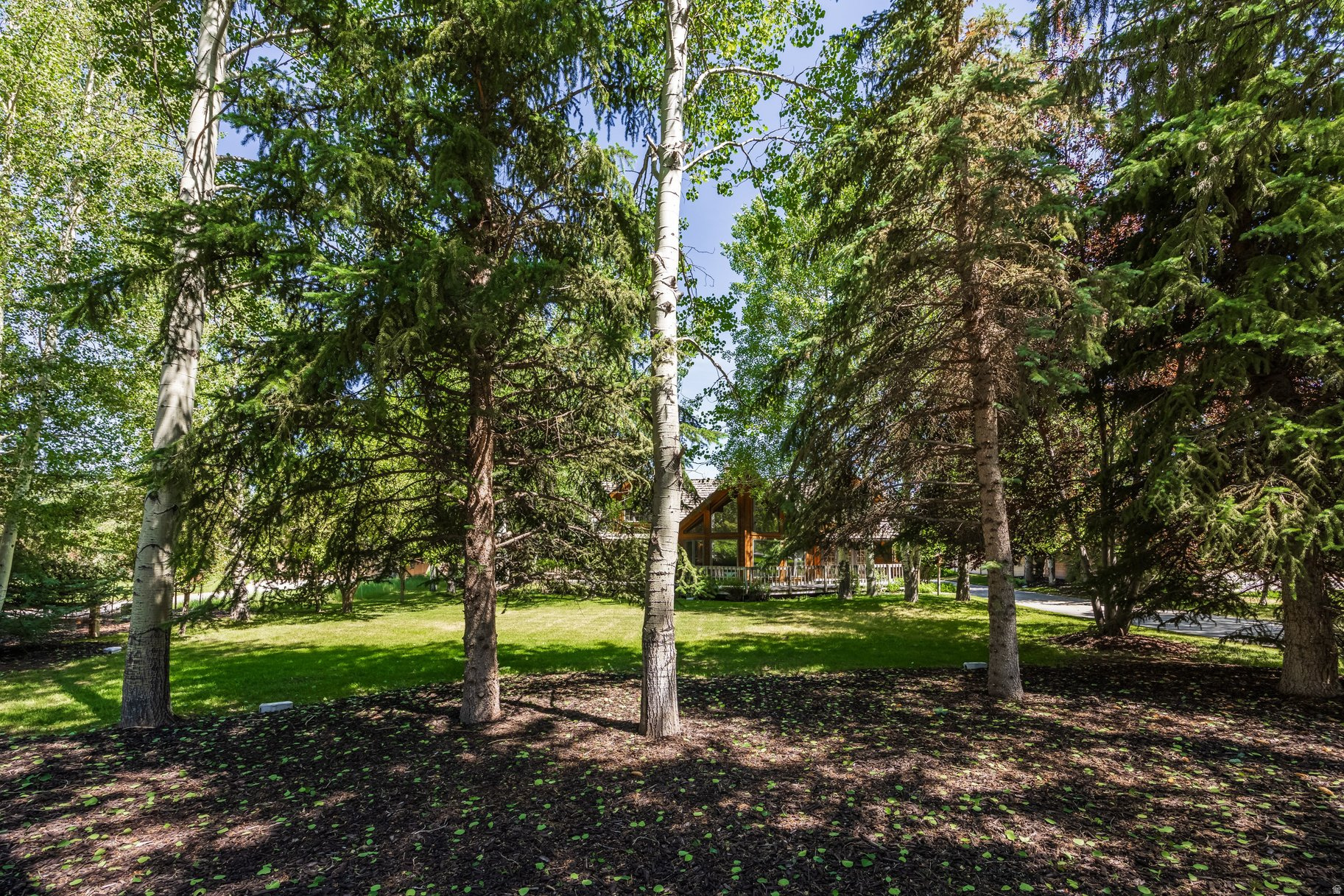 HOLIDAY RANCHETTES S - Residential