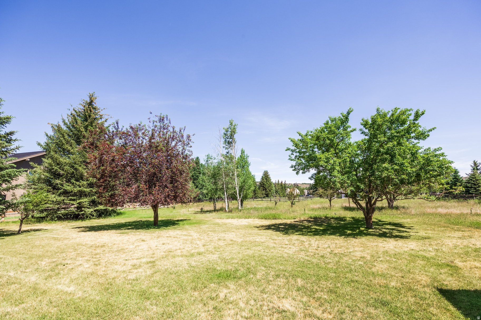 HOLIDAY RANCHETTES S - Residential