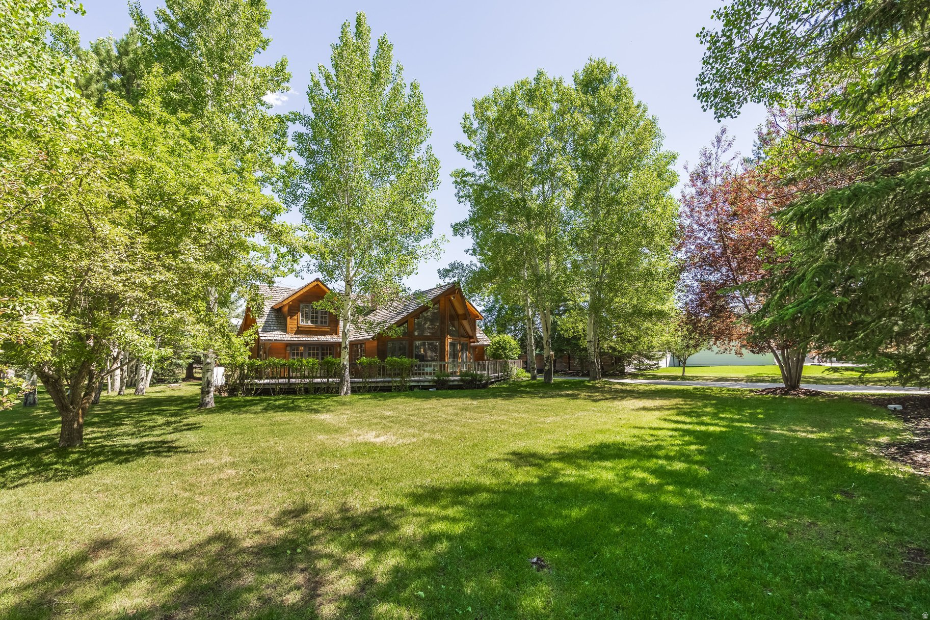 HOLIDAY RANCHETTES S - Residential