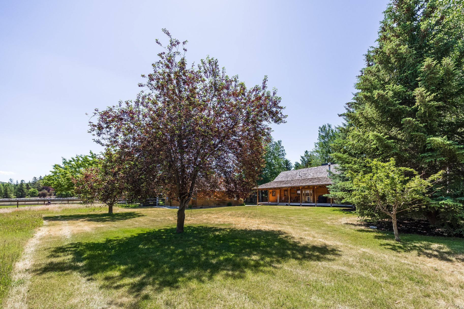 HOLIDAY RANCHETTES S - Residential