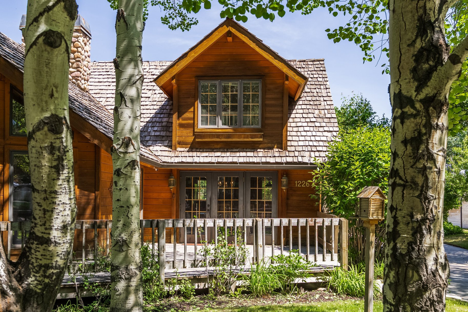 HOLIDAY RANCHETTES S - Residential