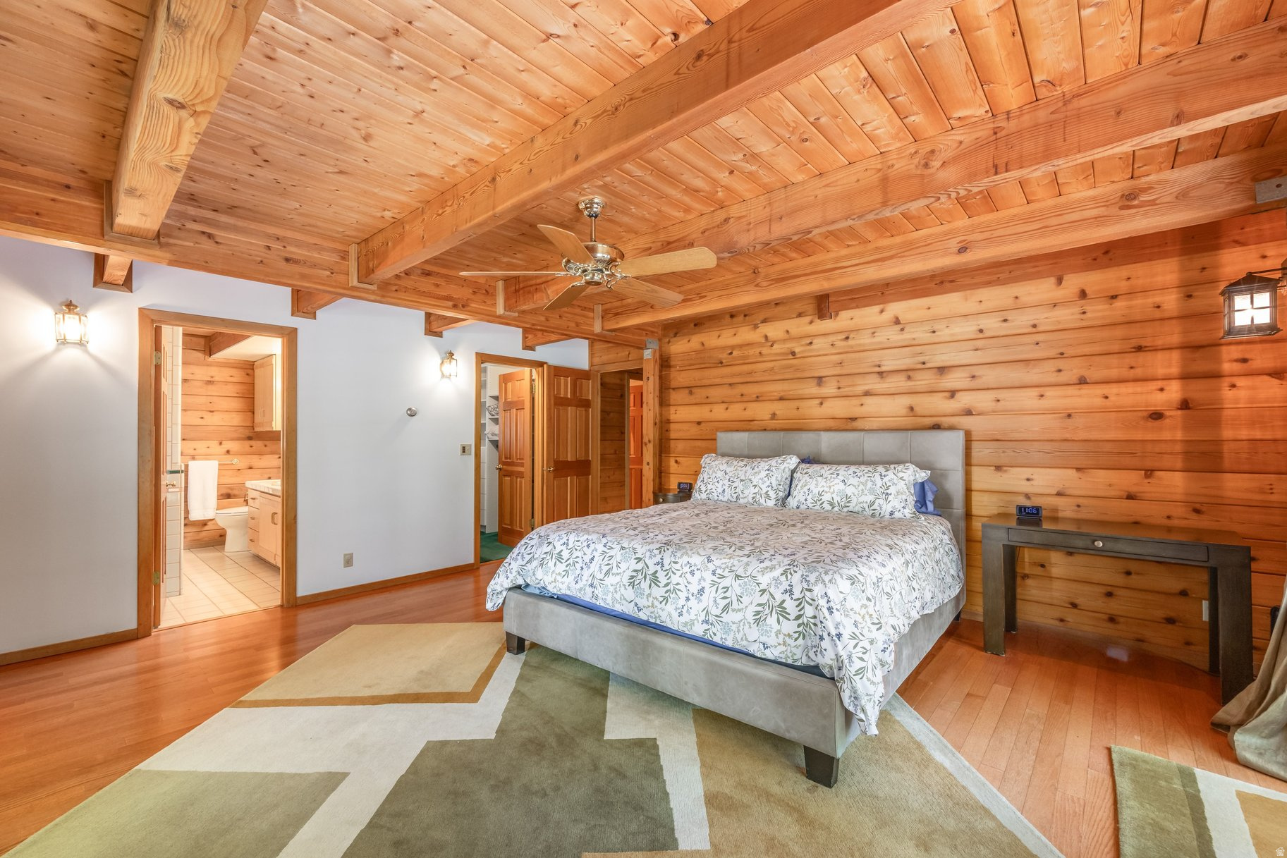 HOLIDAY RANCHETTES S - Residential