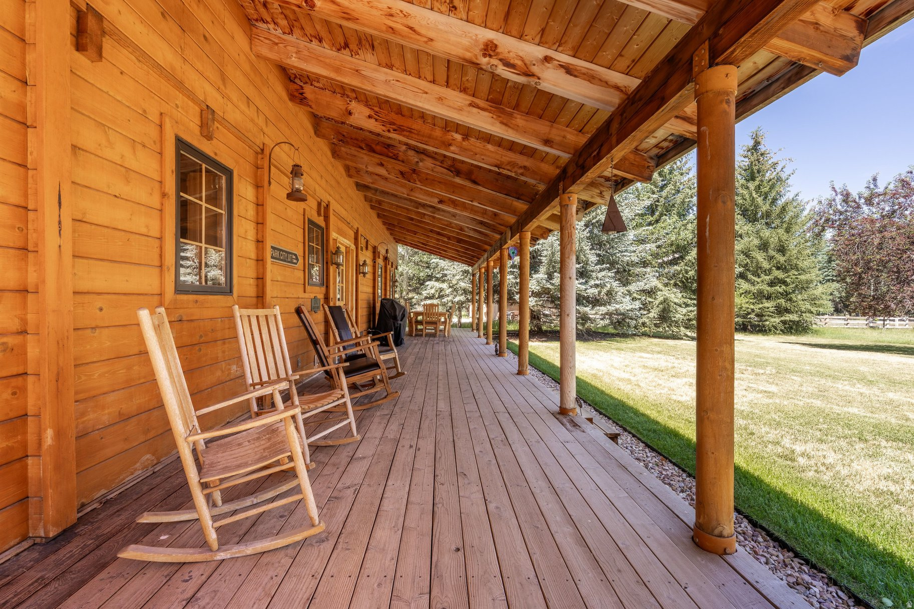 HOLIDAY RANCHETTES S - Residential