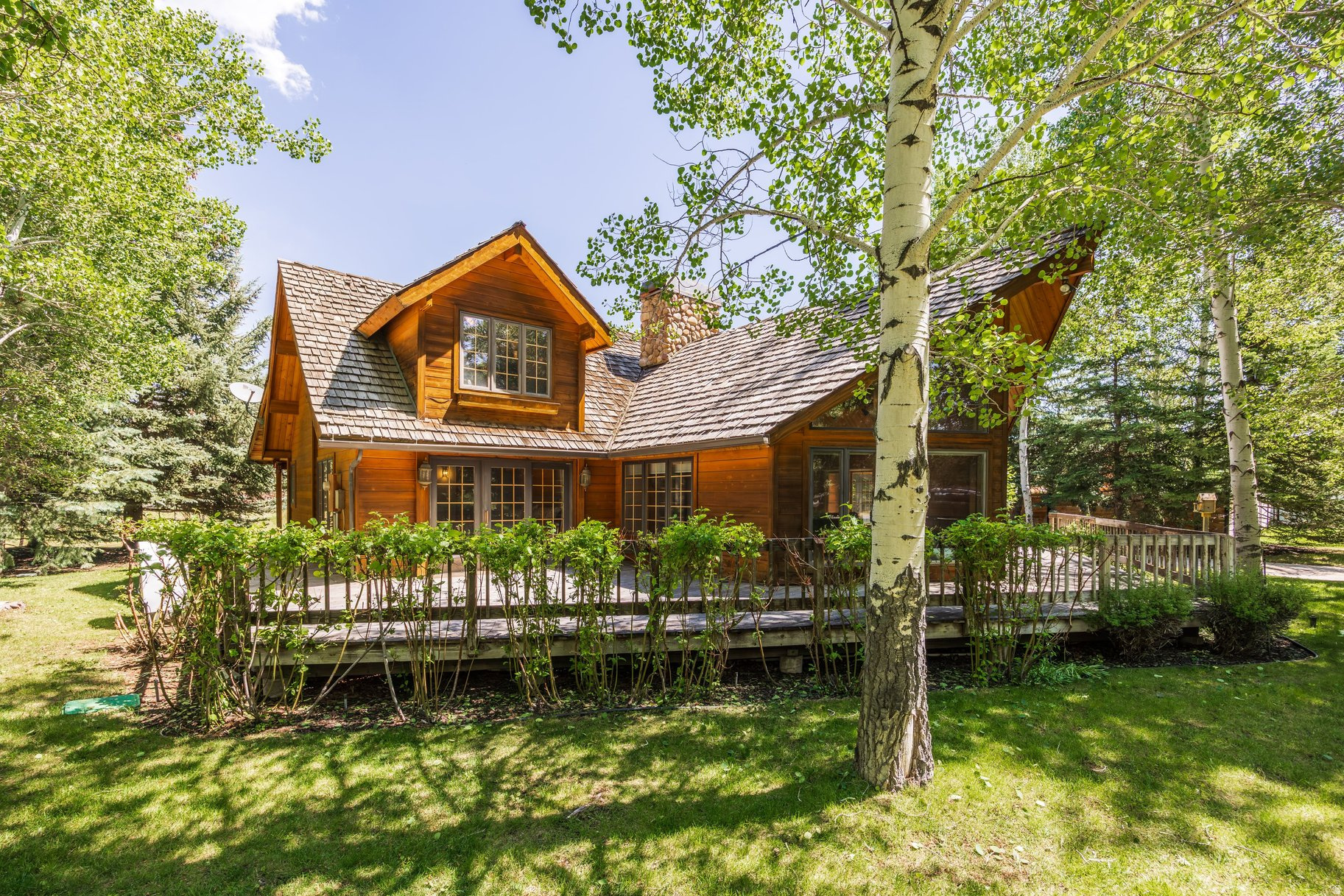 HOLIDAY RANCHETTES S - Residential
