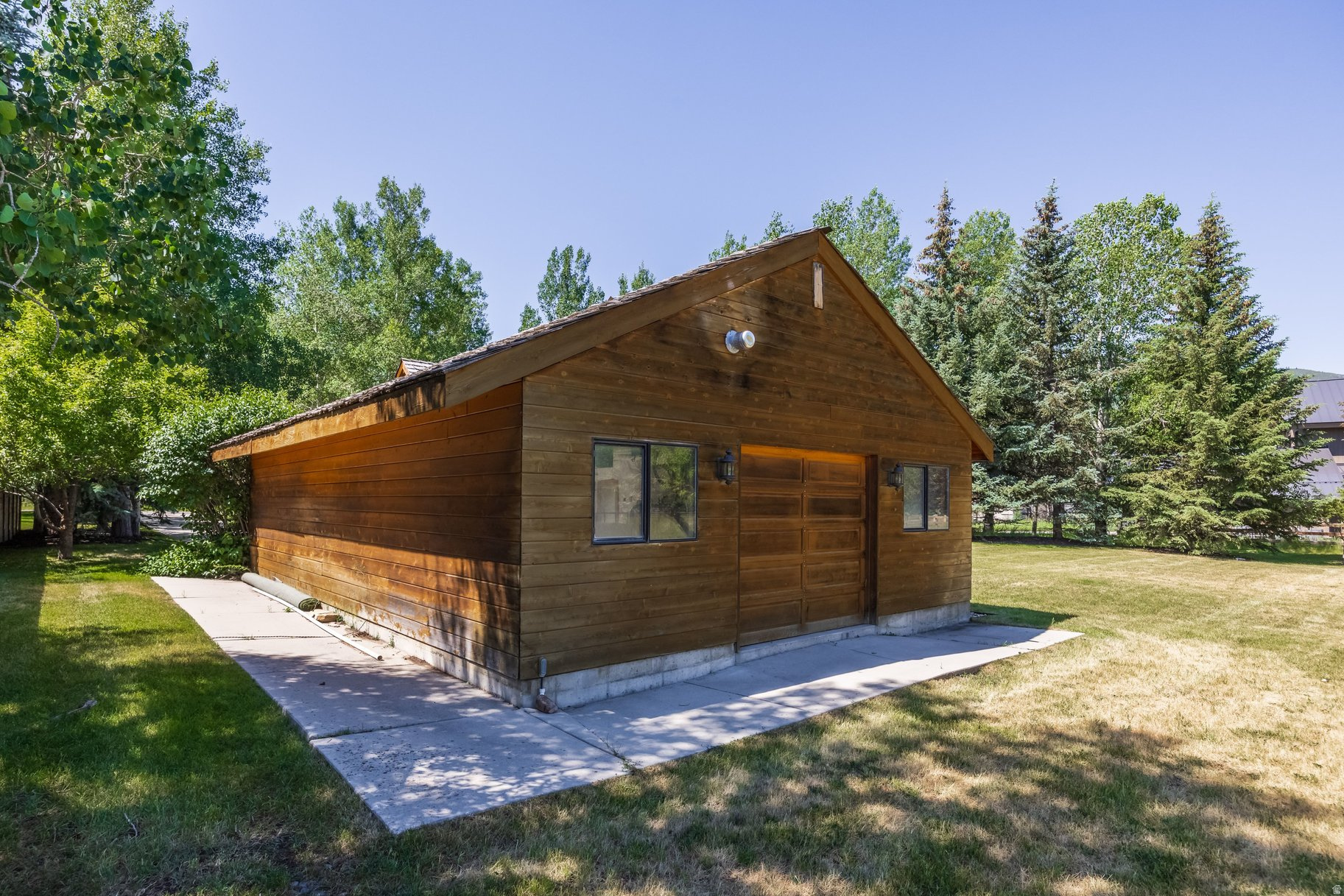 HOLIDAY RANCHETTES S - Residential