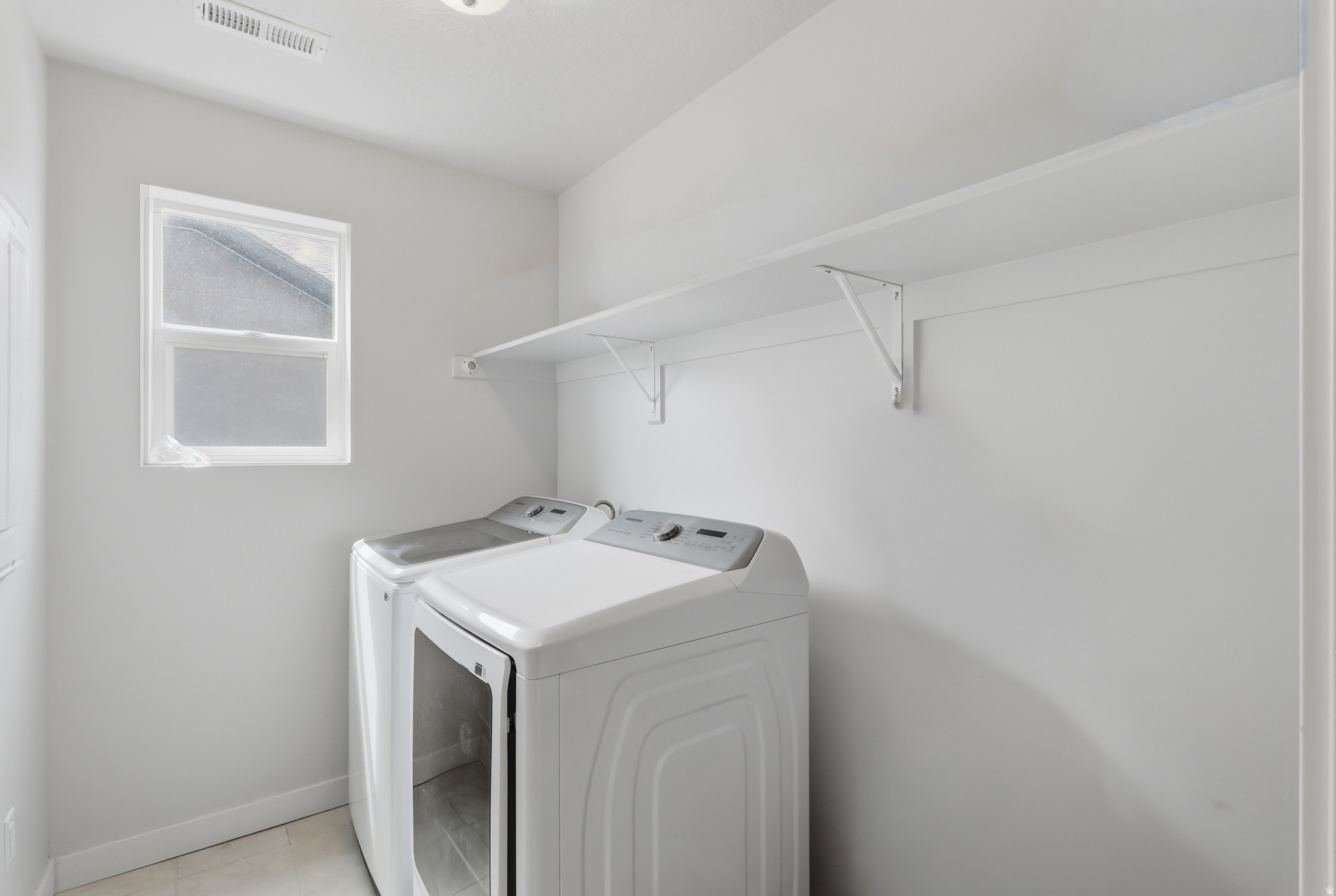 SHORELINE BAYVIEW - Residential
