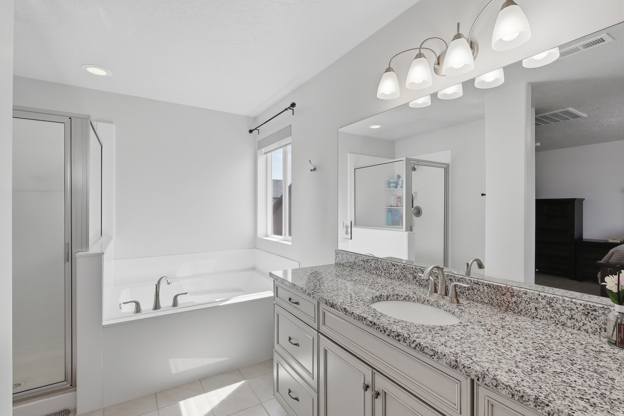 SHORELINE BAYVIEW - Residential