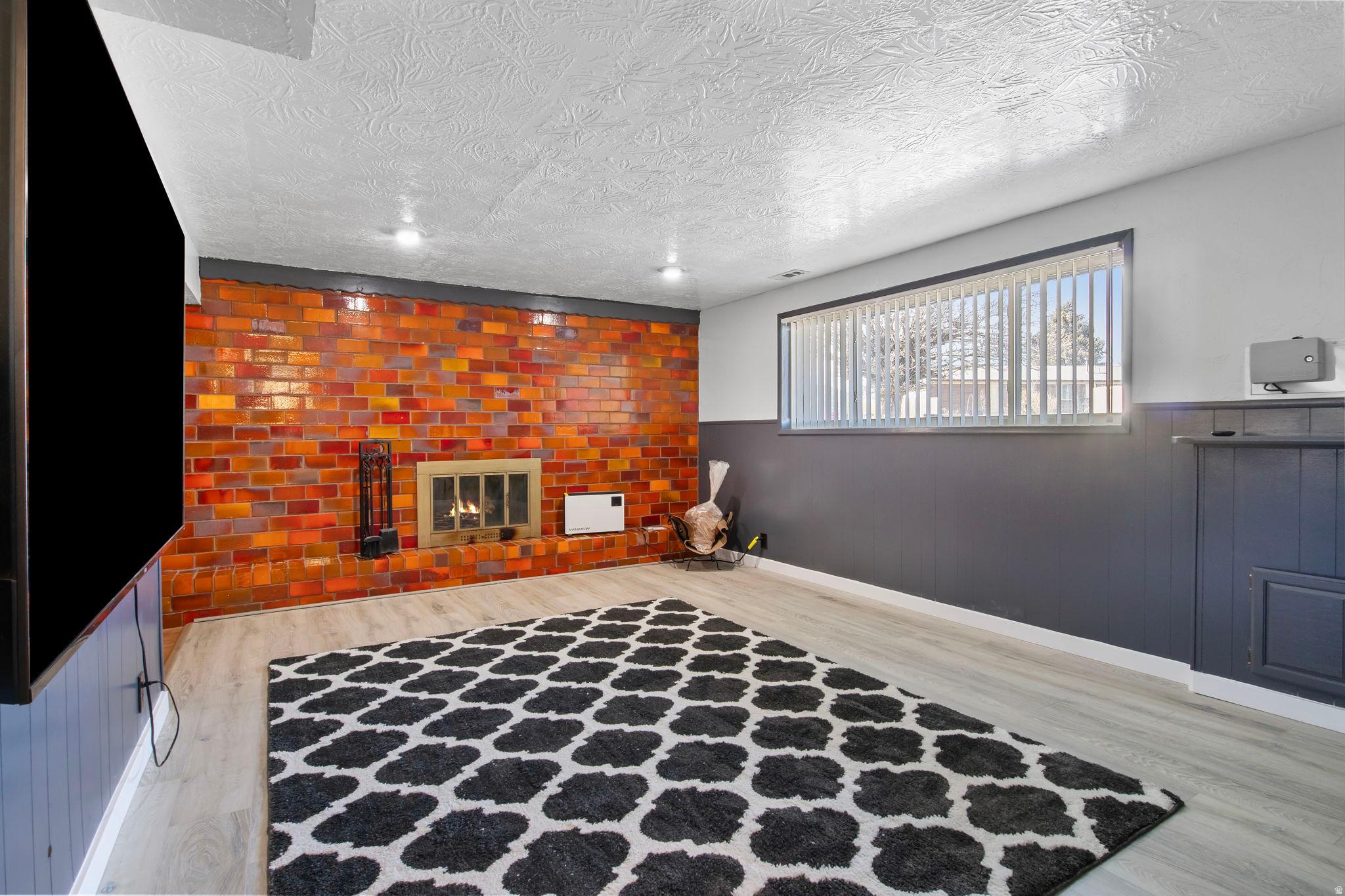 BLAKE HEIGHTS - Residential