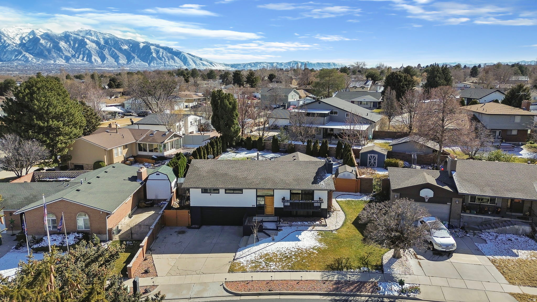 BLAKE HEIGHTS - Residential