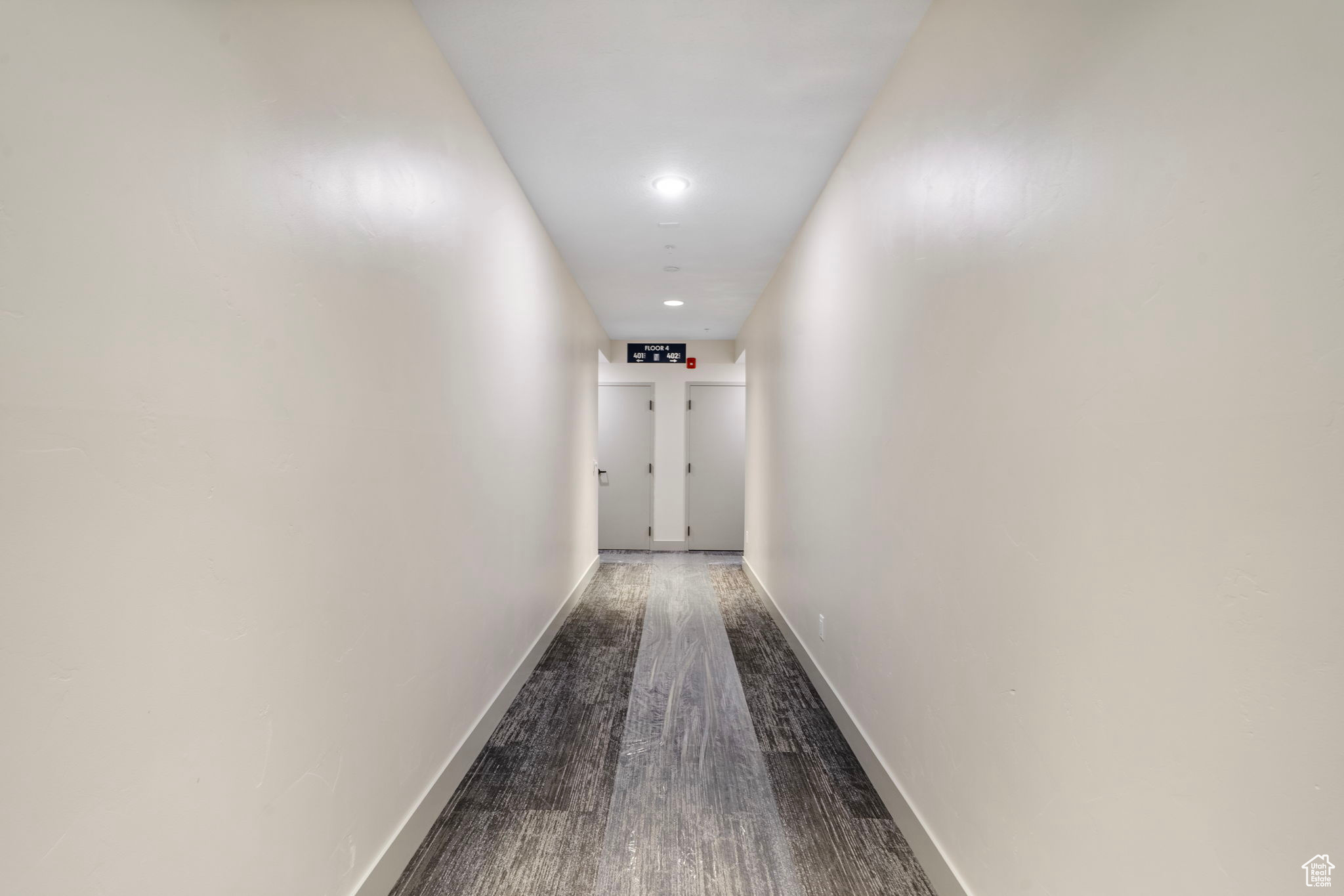 GARDEN CITY LAKE RESIDENCES - Residential