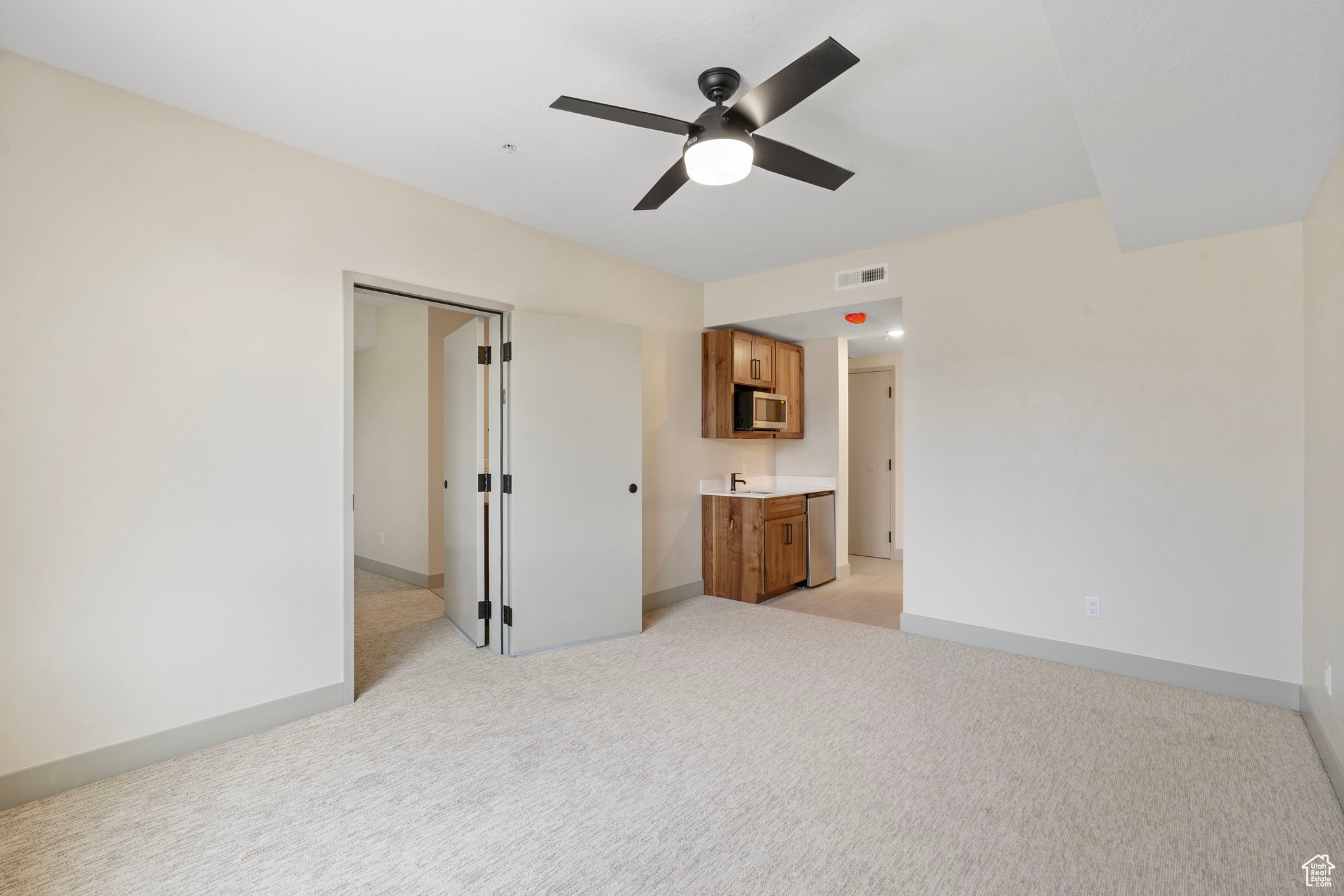 GARDEN CITY LAKE RESIDENCES - Residential
