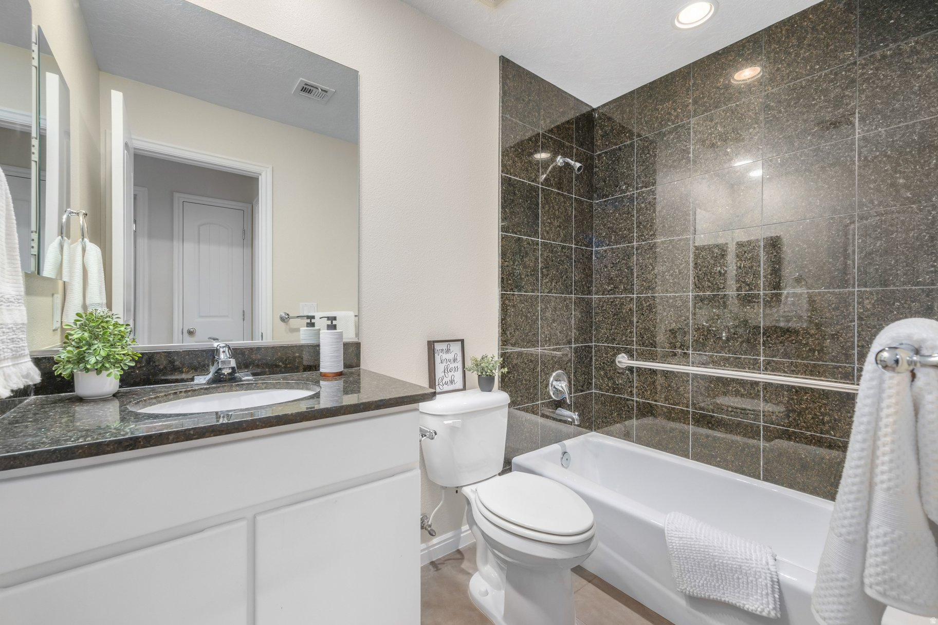 HIGHLAND PARK PH1 SUB AT THE CORAL - Residential