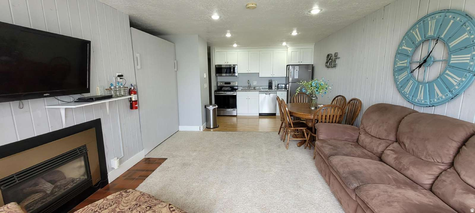 IDEAL BEACH - Residential