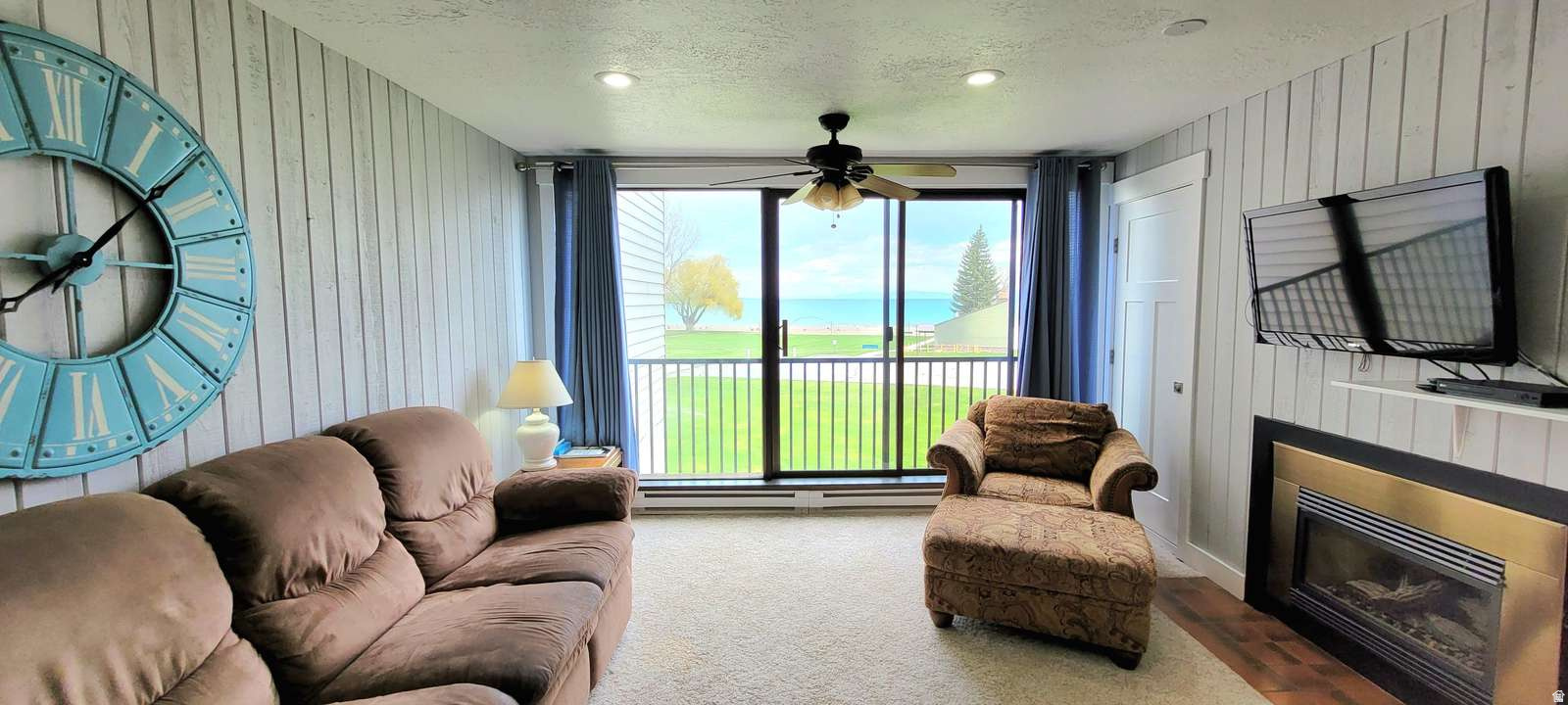 IDEAL BEACH - Residential