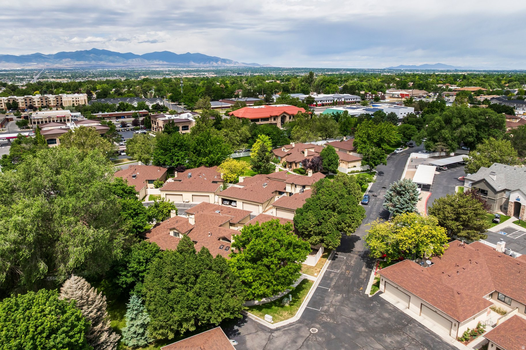 HARVEST LANE - Residential