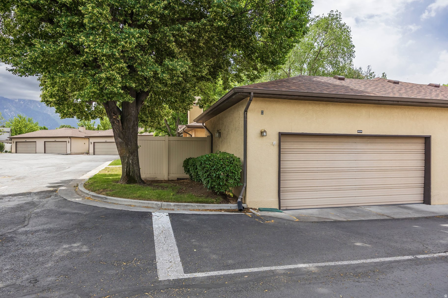 HARVEST LANE - Residential