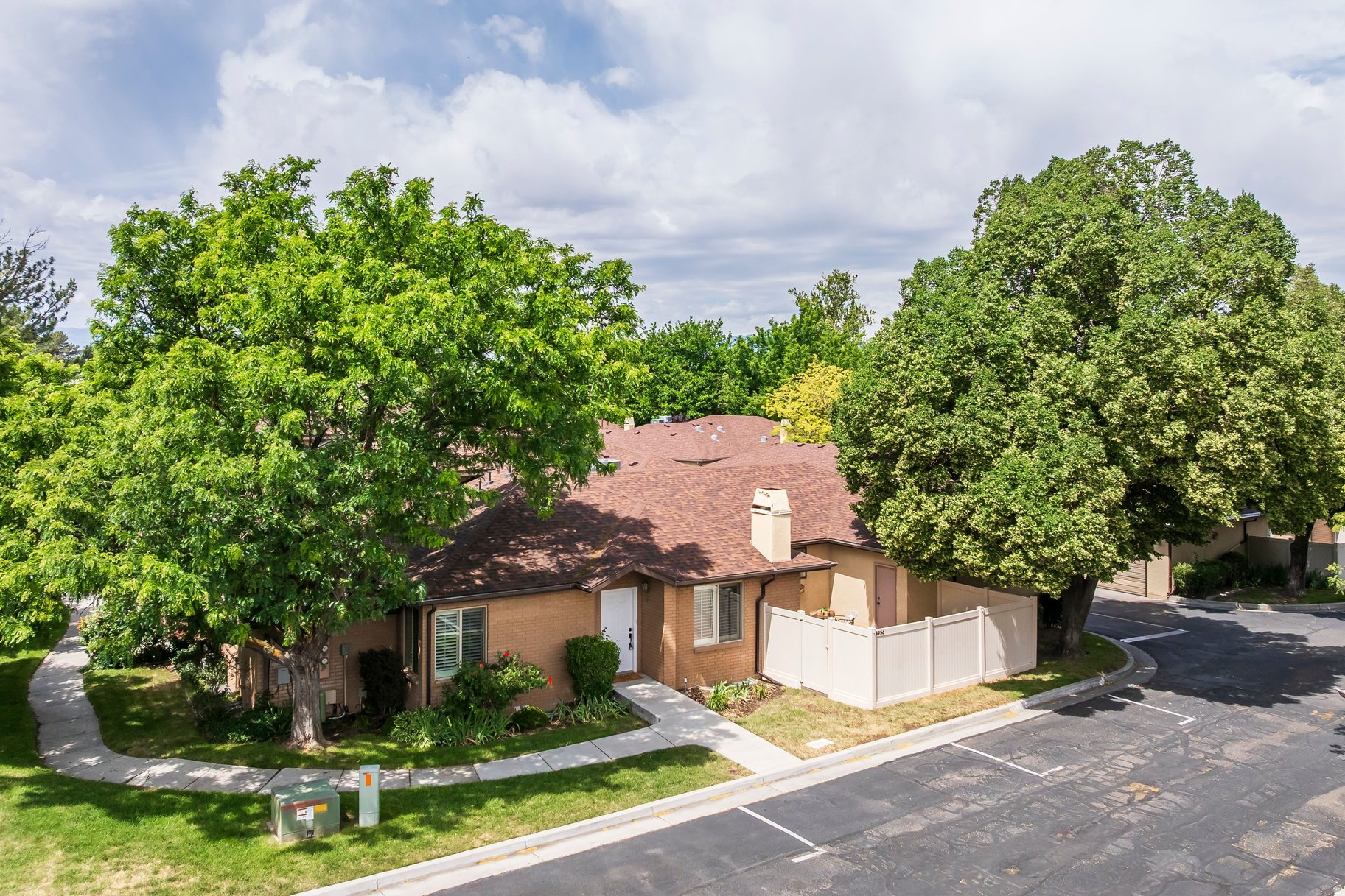 HARVEST LANE - Residential