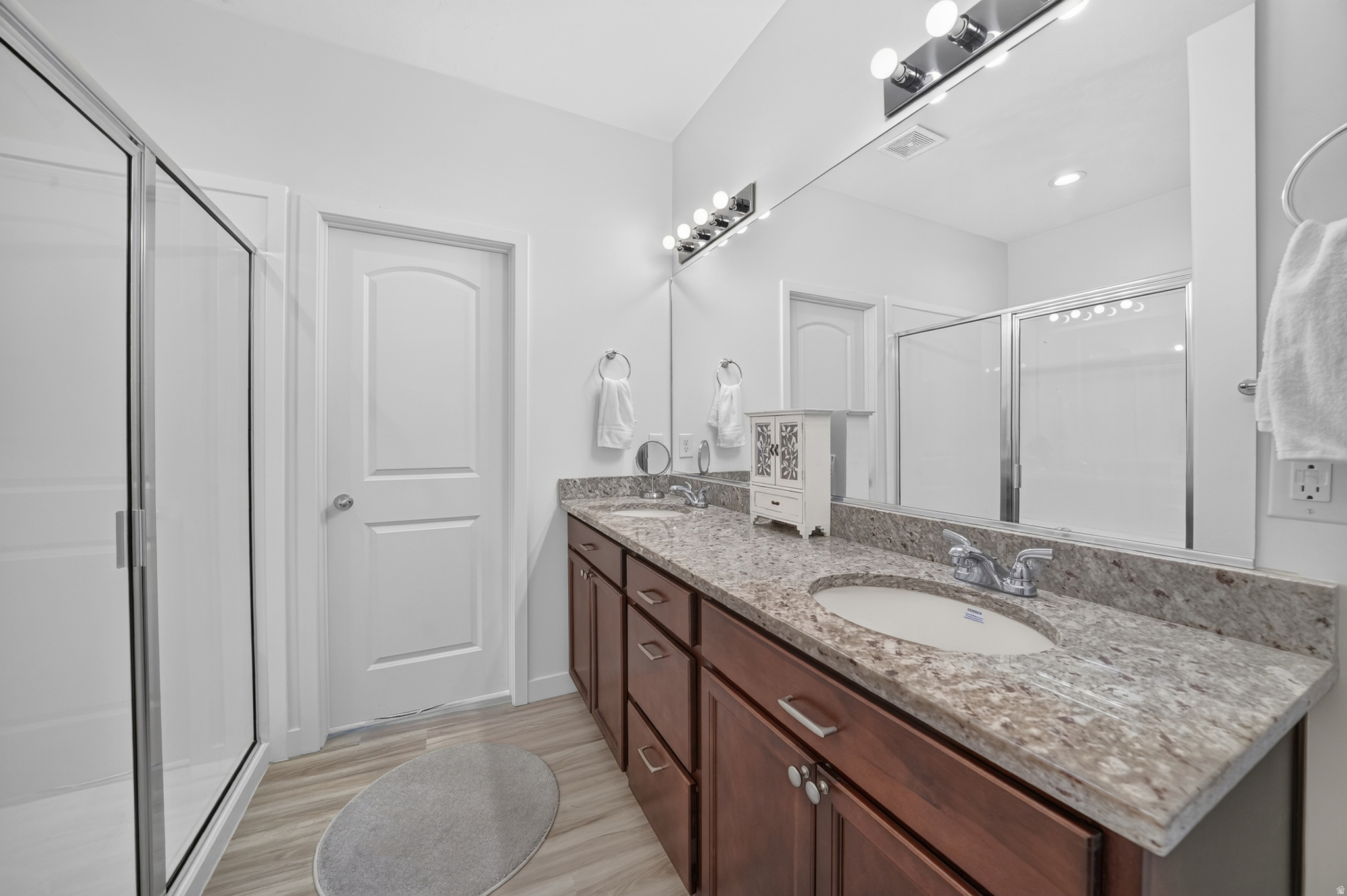 SALEM PARK - Residential