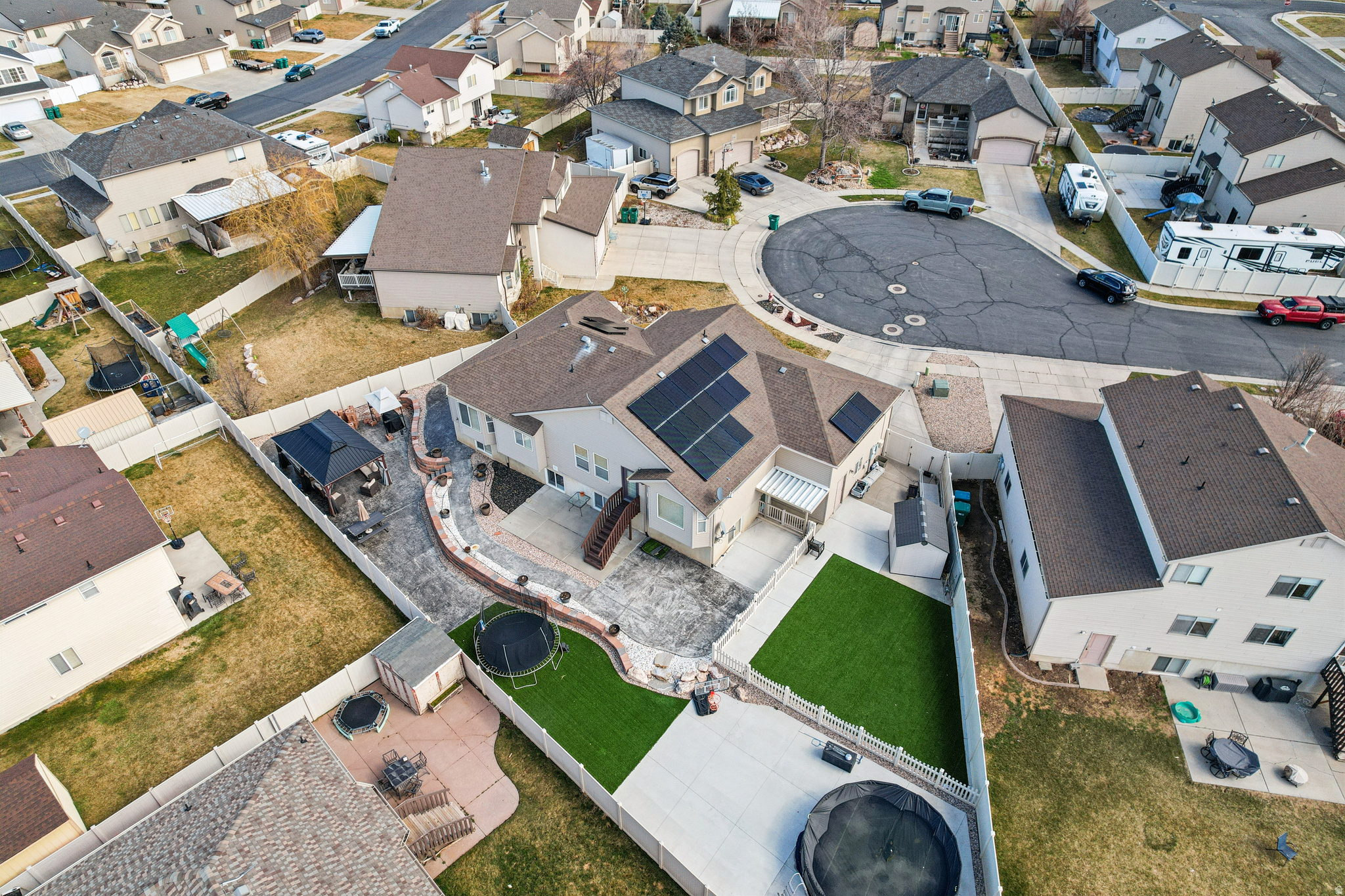 CANTERBURY CROSSING - Residential