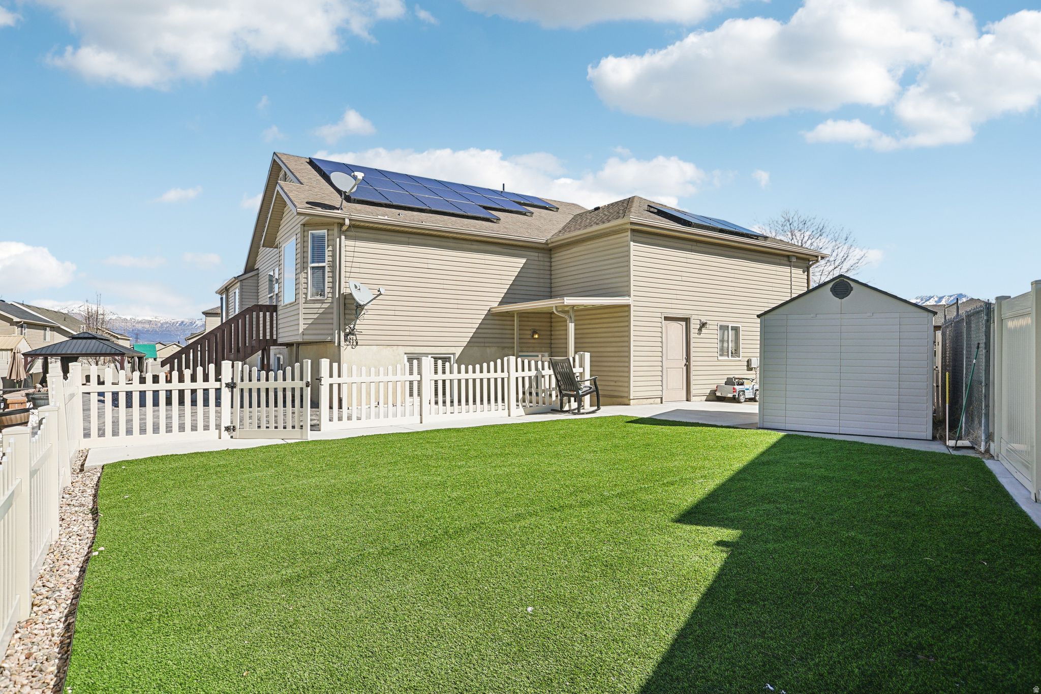CANTERBURY CROSSING - Residential