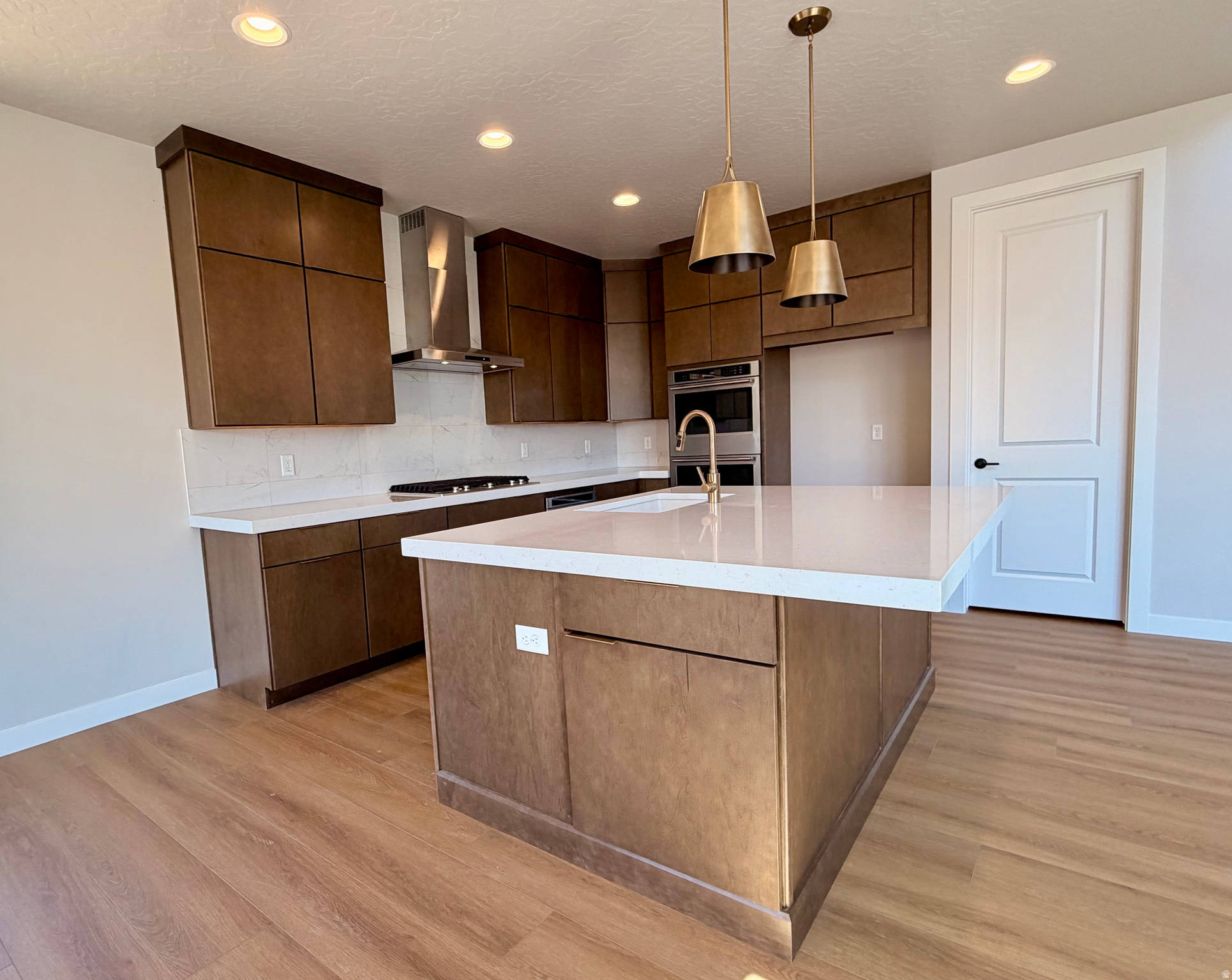 CANYON POINT - Residential