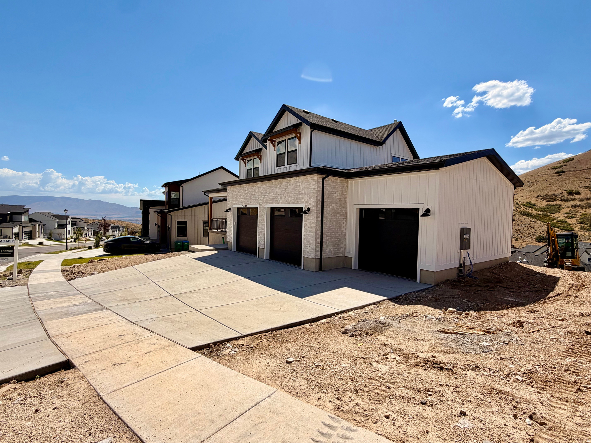 CANYON POINT - Residential