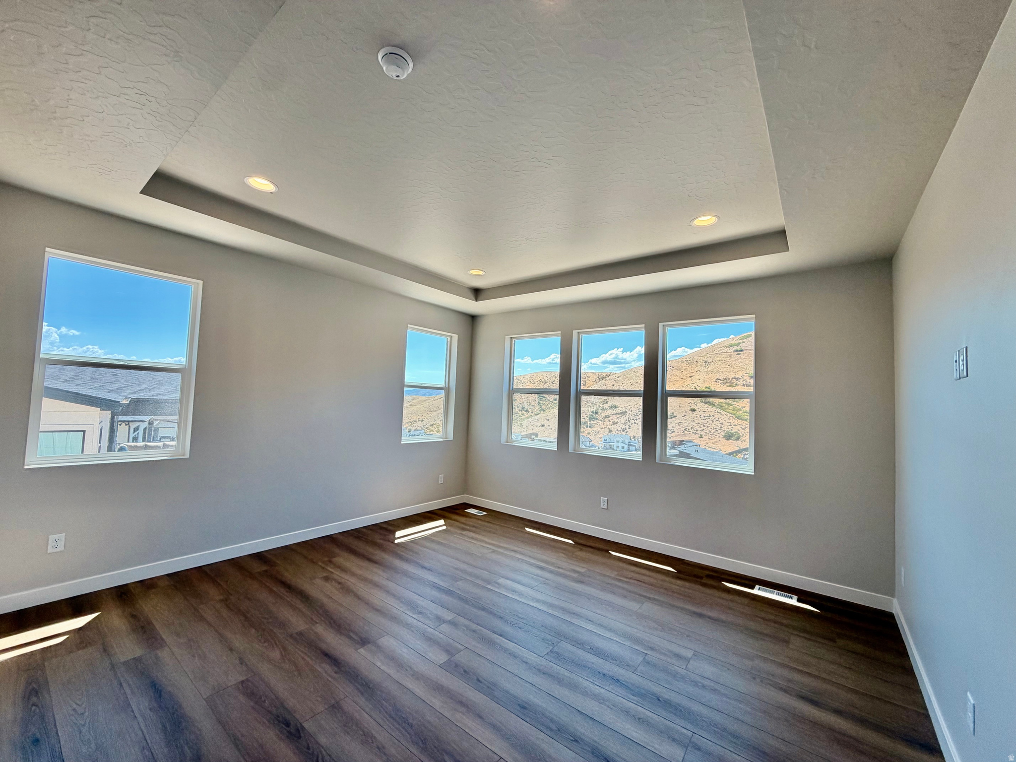 CANYON POINT - Residential