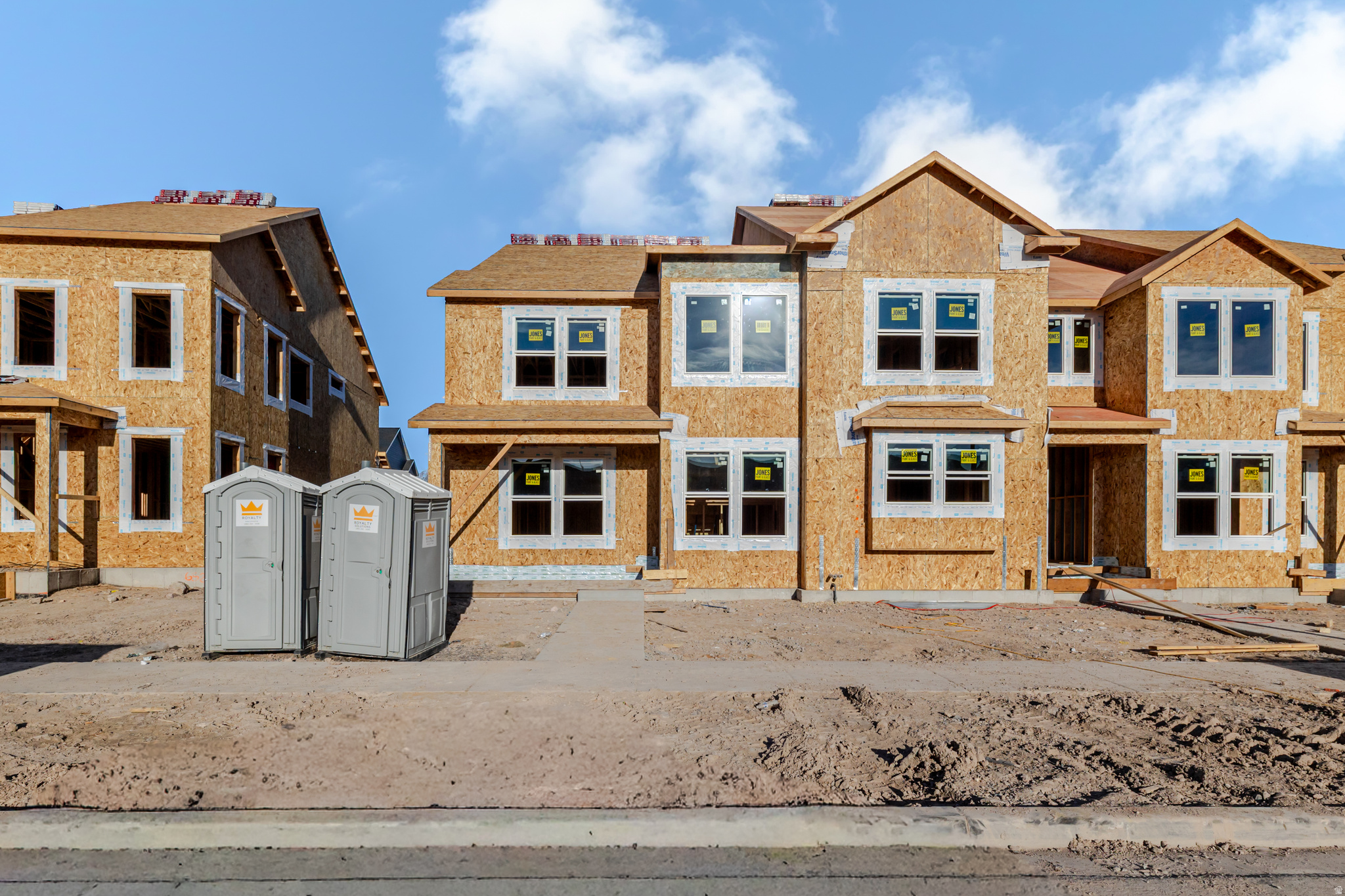 Discover the perfect mix of convenience and comfort with your new townhome at Highridge! Enjoy the benefits of multi-story living and a spacious two-car garage, without the upkeep of a single-family home. Love where you live with community perks like a clubhouse with a gym, a sparkling pool, and pickleball courts. Plus, you'll be part of the growing Mt. Saratoga master-planned community, designed with parks, trails, and open spaces for you to explore. Don't wait! Reach out today to learn more or schedule your visit!