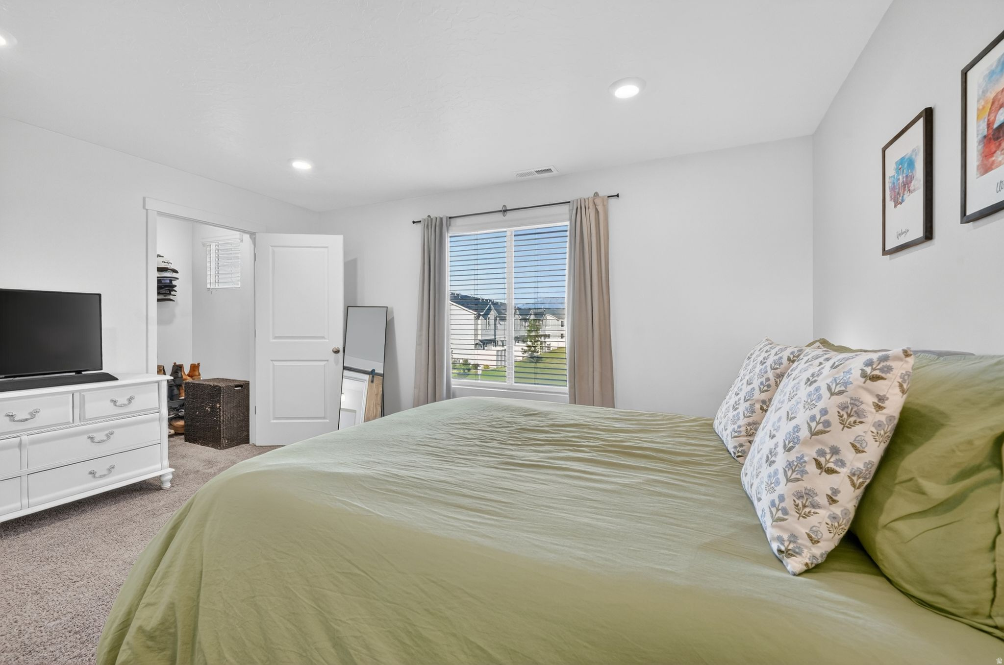 NORTHSHORE - Residential