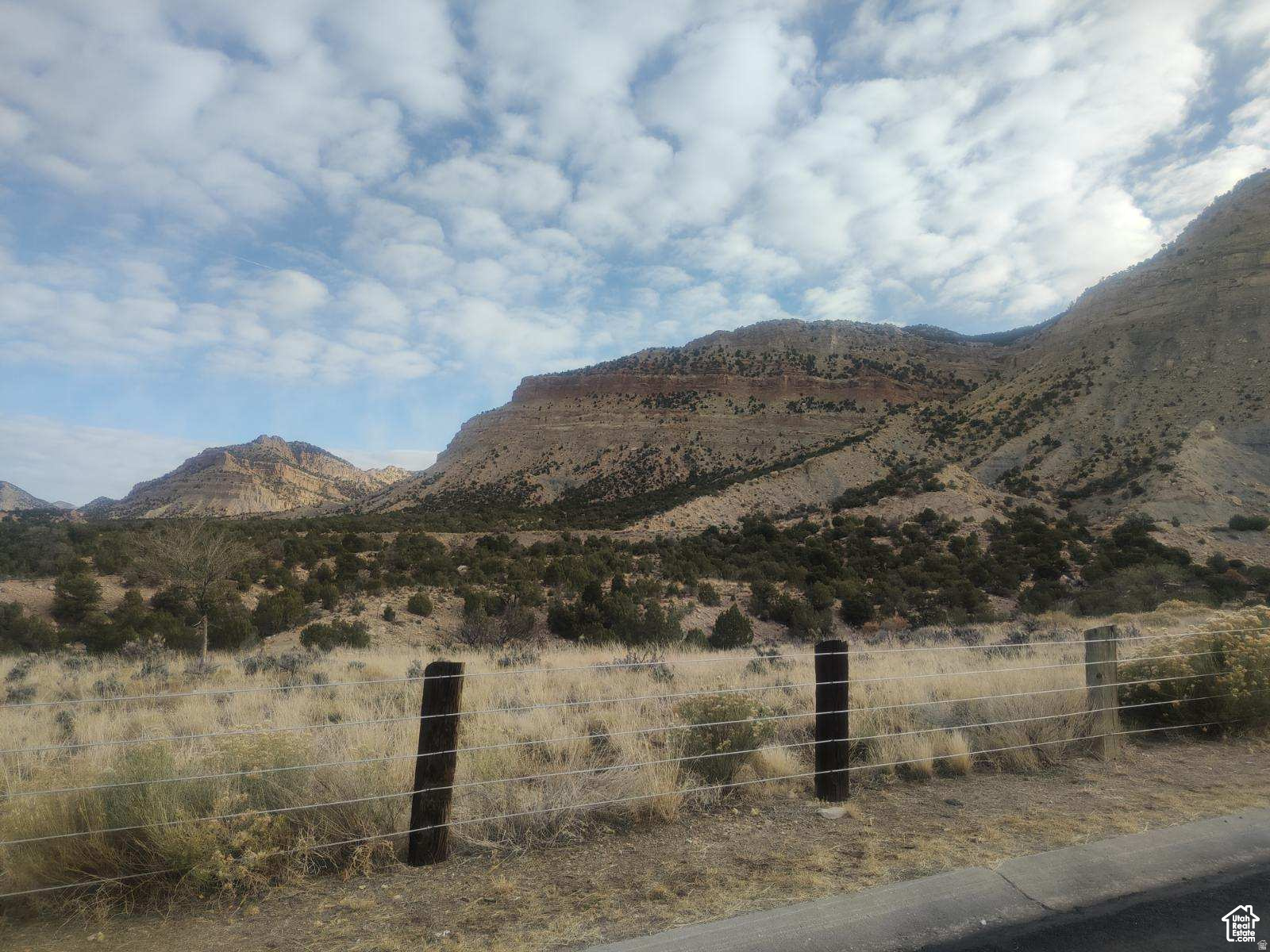 COLUMBIA SUBDIVISION - Land