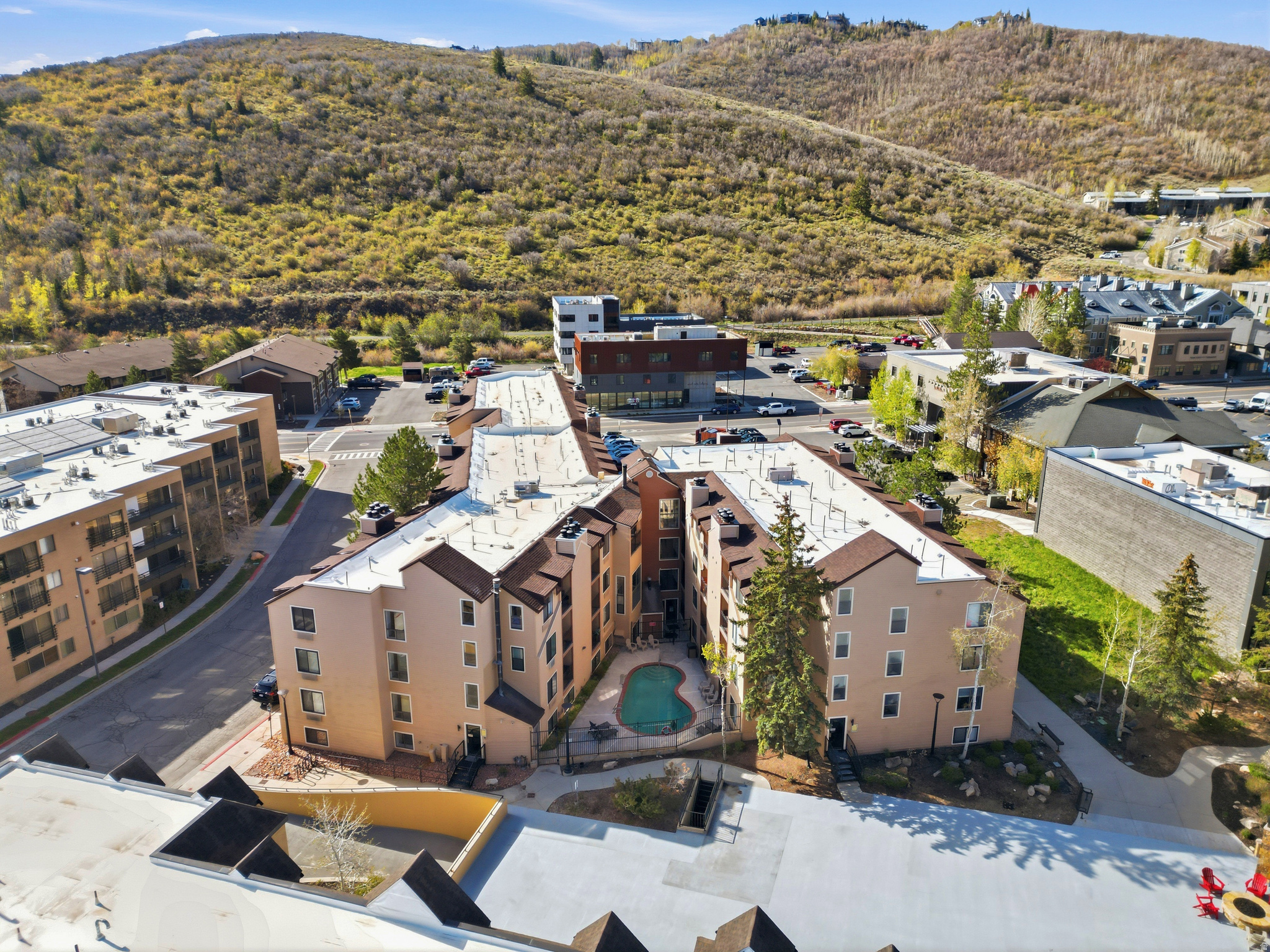 Top-floor condo in ideally located Carriage House.  In Park City, on the bus route, and easy walking distance to great dining and shopping. This mountain retreat offers comfortable, low-maintenance living with a top floor setting. Offered furnished, the condo is ready for immediate enjoyment as a primary residence, weekend getaway, or investment property. Enjoy easy access to Historic Main Street, Park City Mountain, Deer Valley, dining, shopping, and miles of trails, with the free Park City transit route just steps away. Carriage House amenities include a pool, hot tub, and convenient parking, making this an exceptional opportunity to own a move-in-ready Park City getaway in one of the area's most convenient locations.