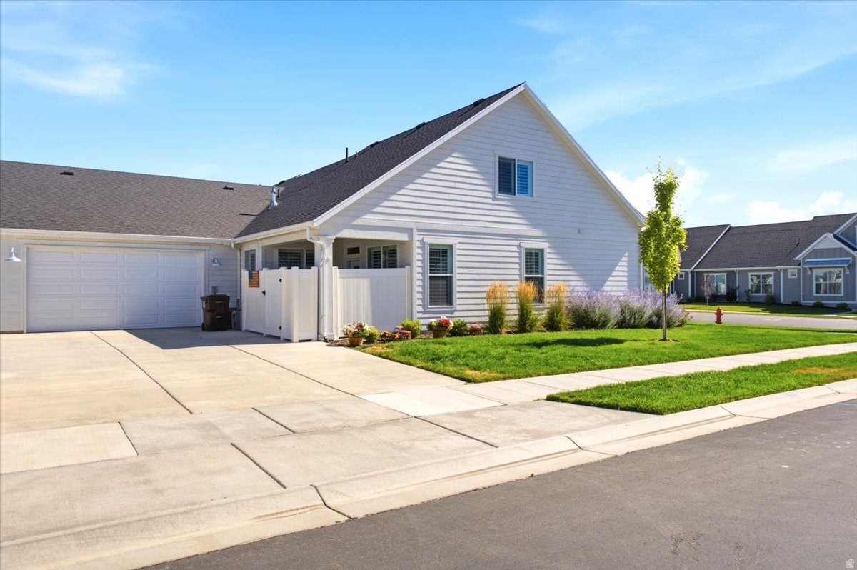 FIELDS AT GREEN FARM - Residential