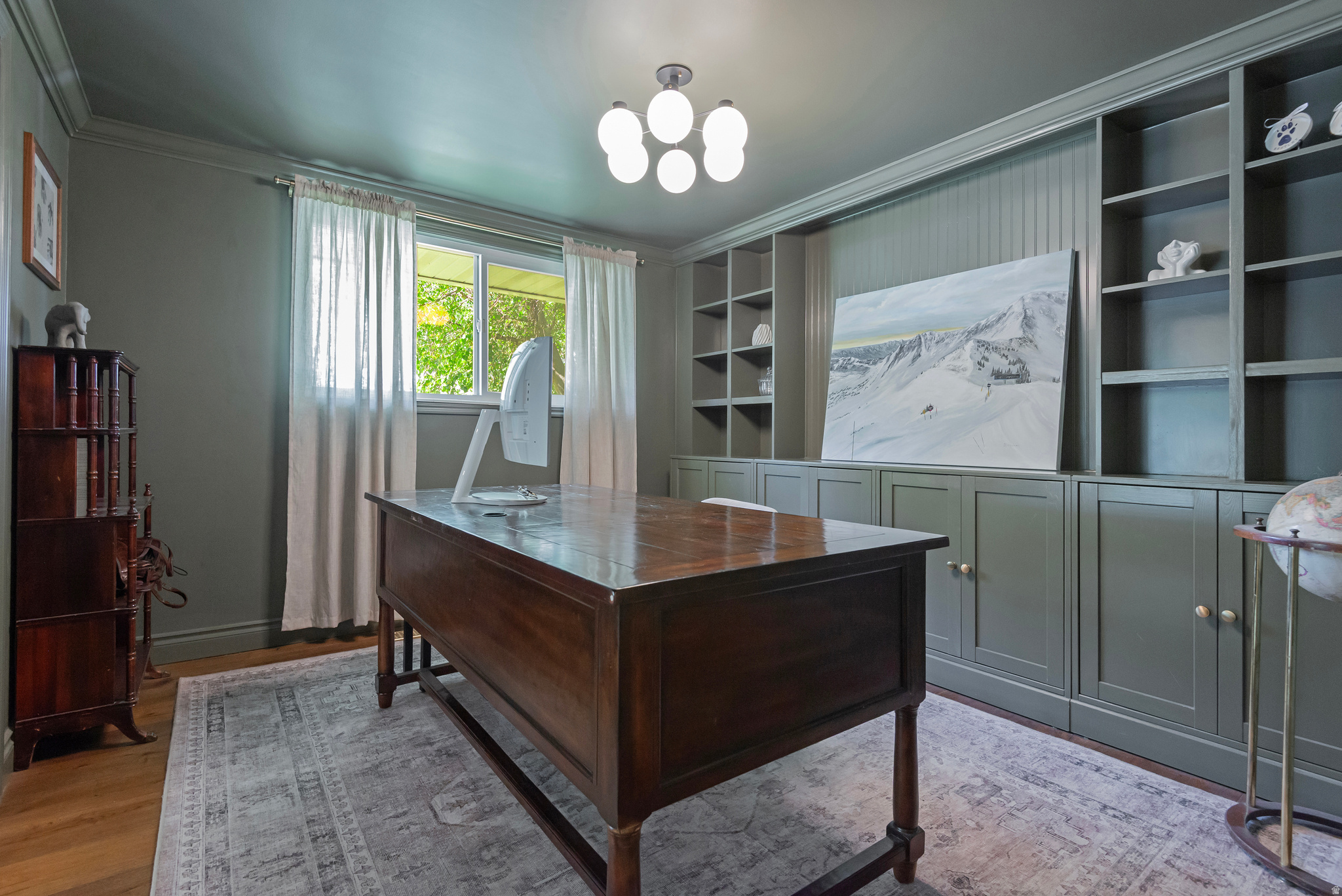 LAZY BAR - Residential