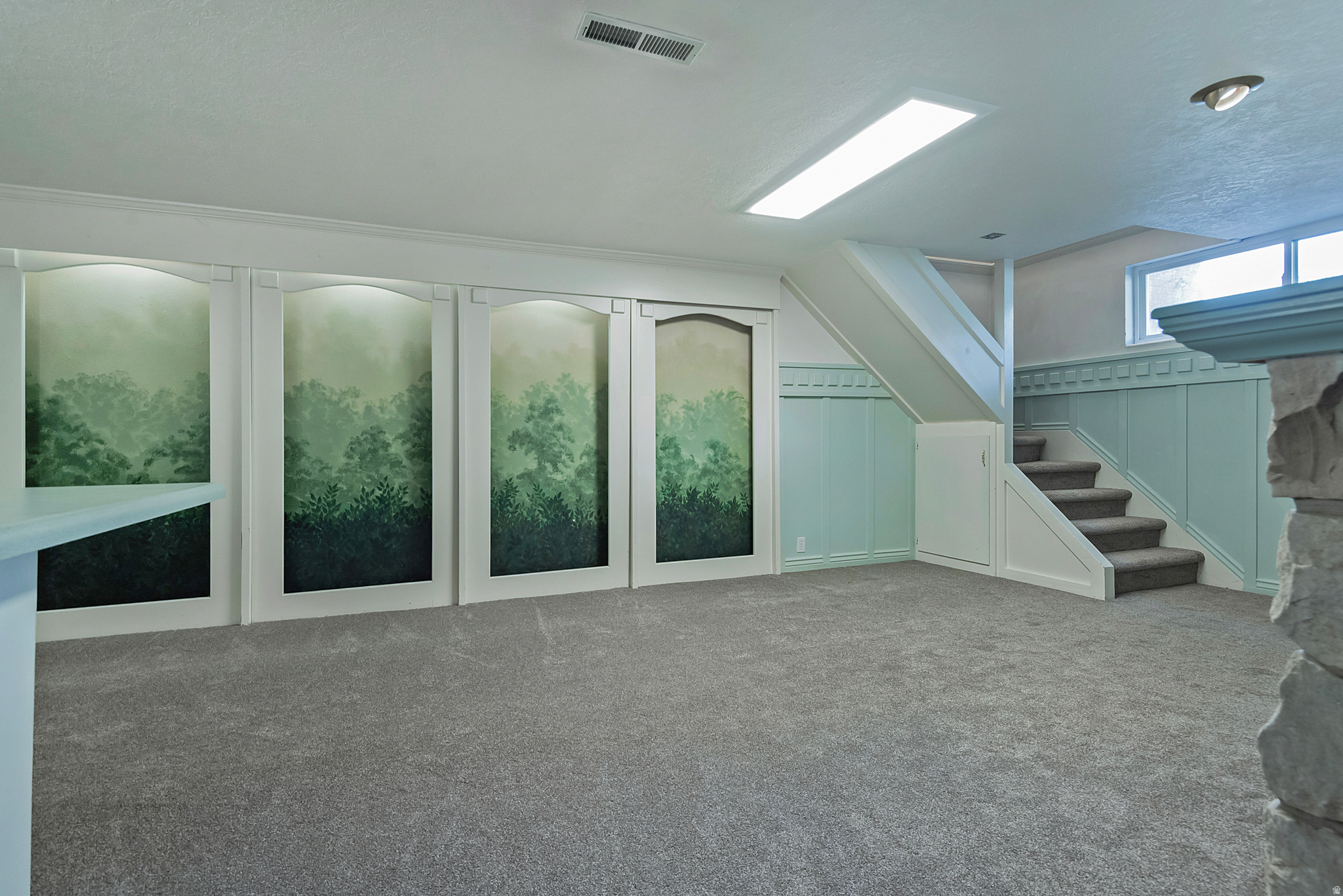 LAZY BAR - Residential