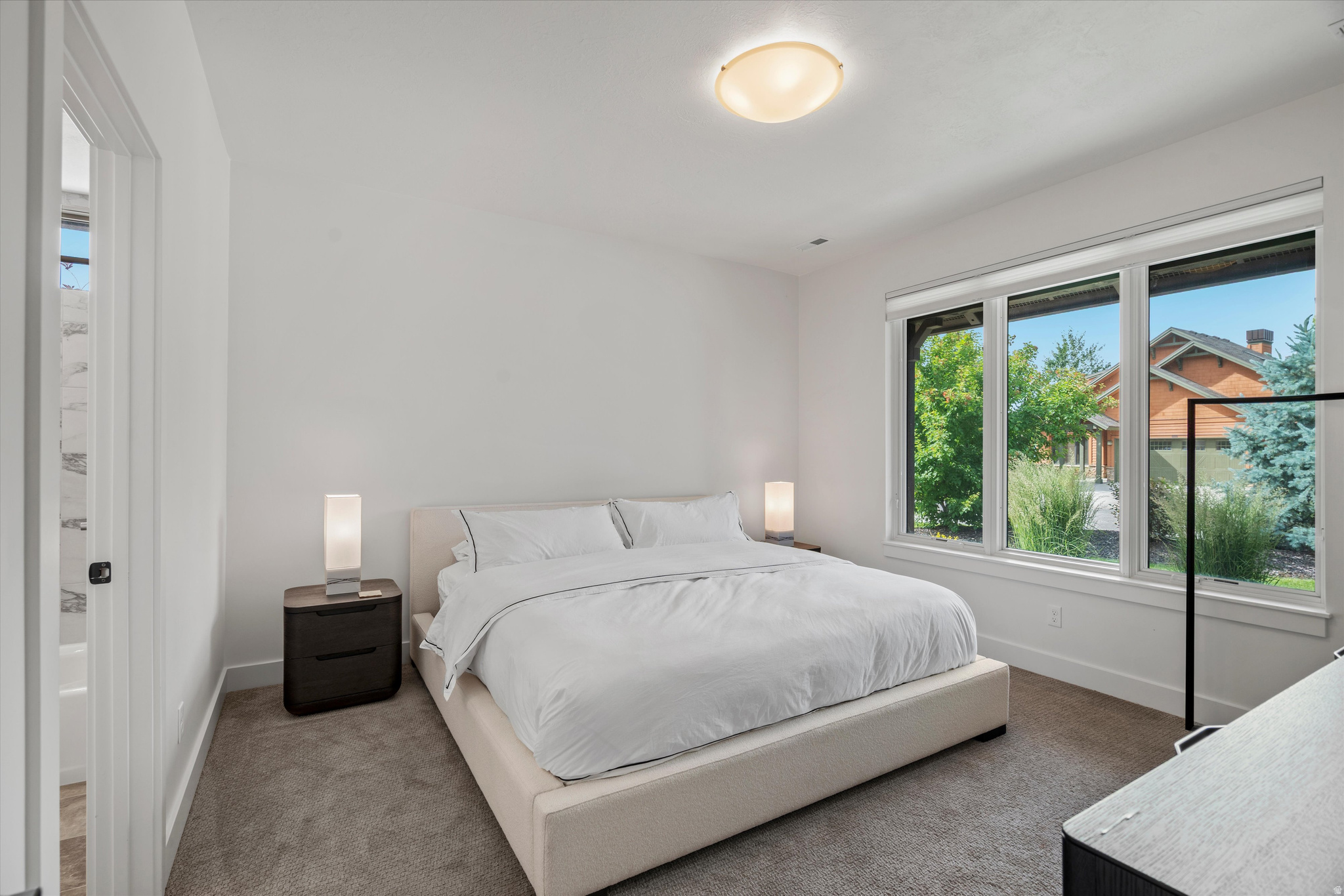 TRAPPERS RIDGE - Residential