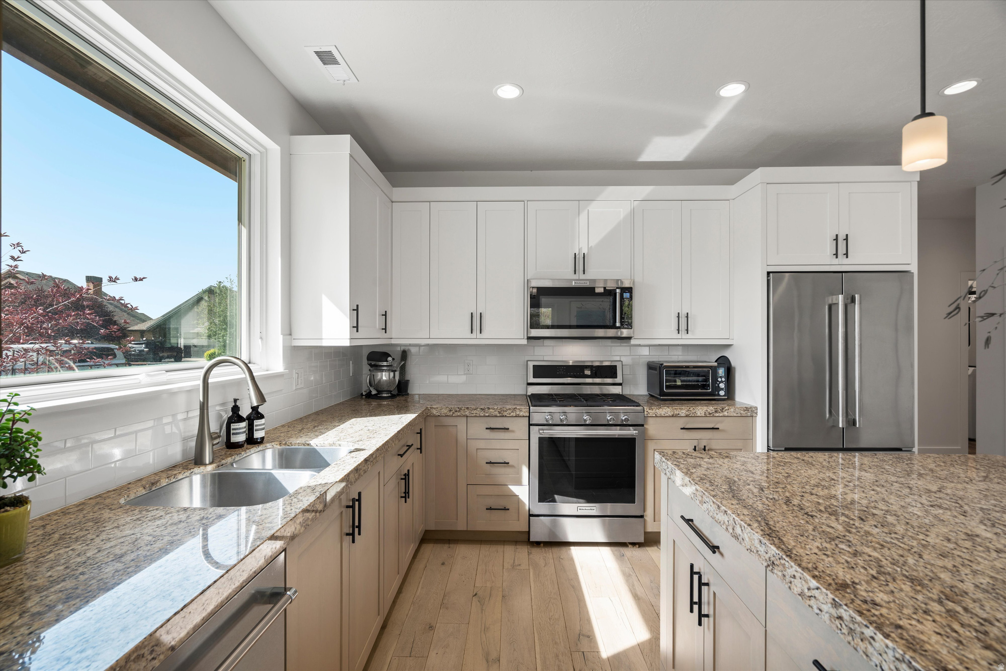 TRAPPERS RIDGE - Residential