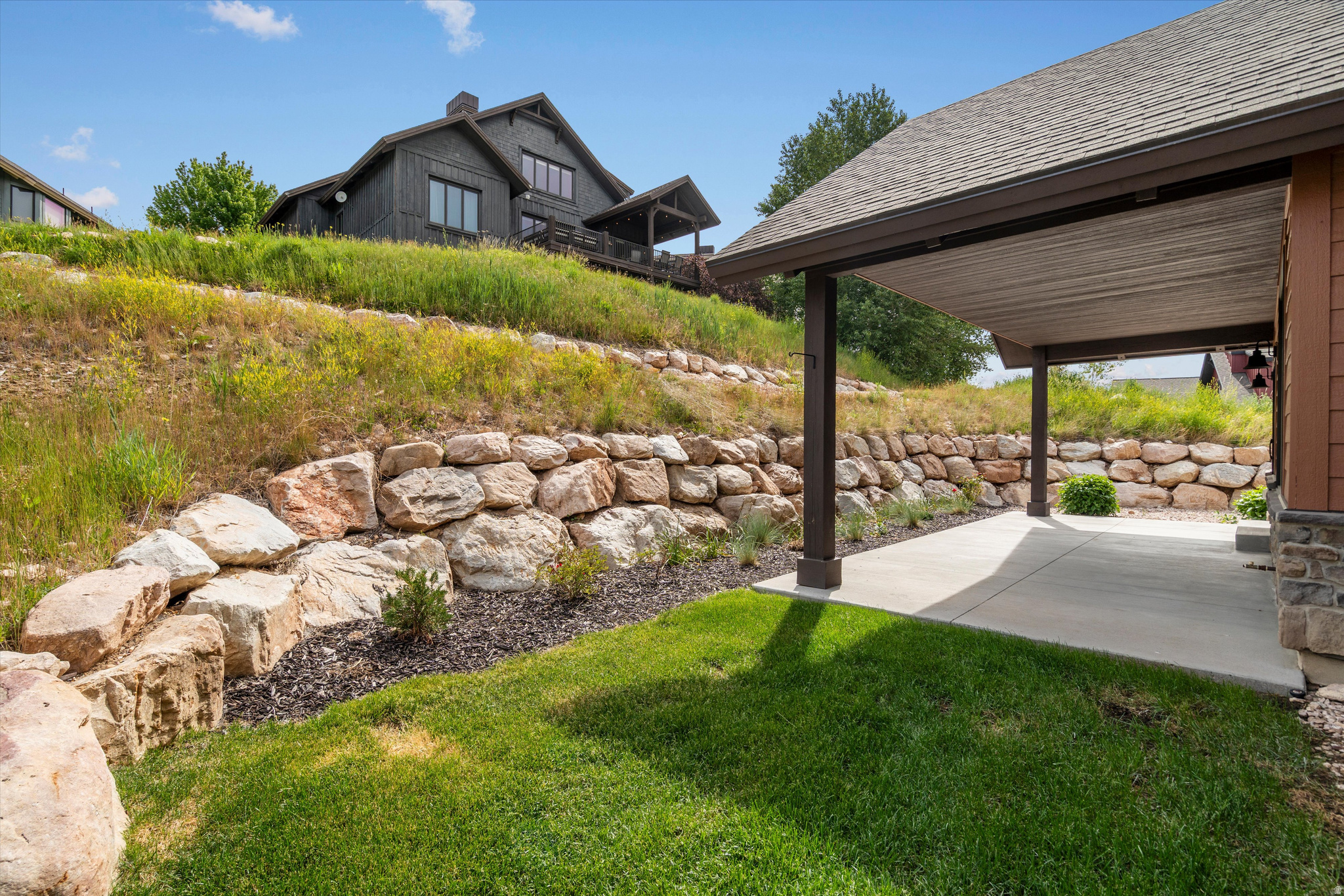 TRAPPERS RIDGE - Residential