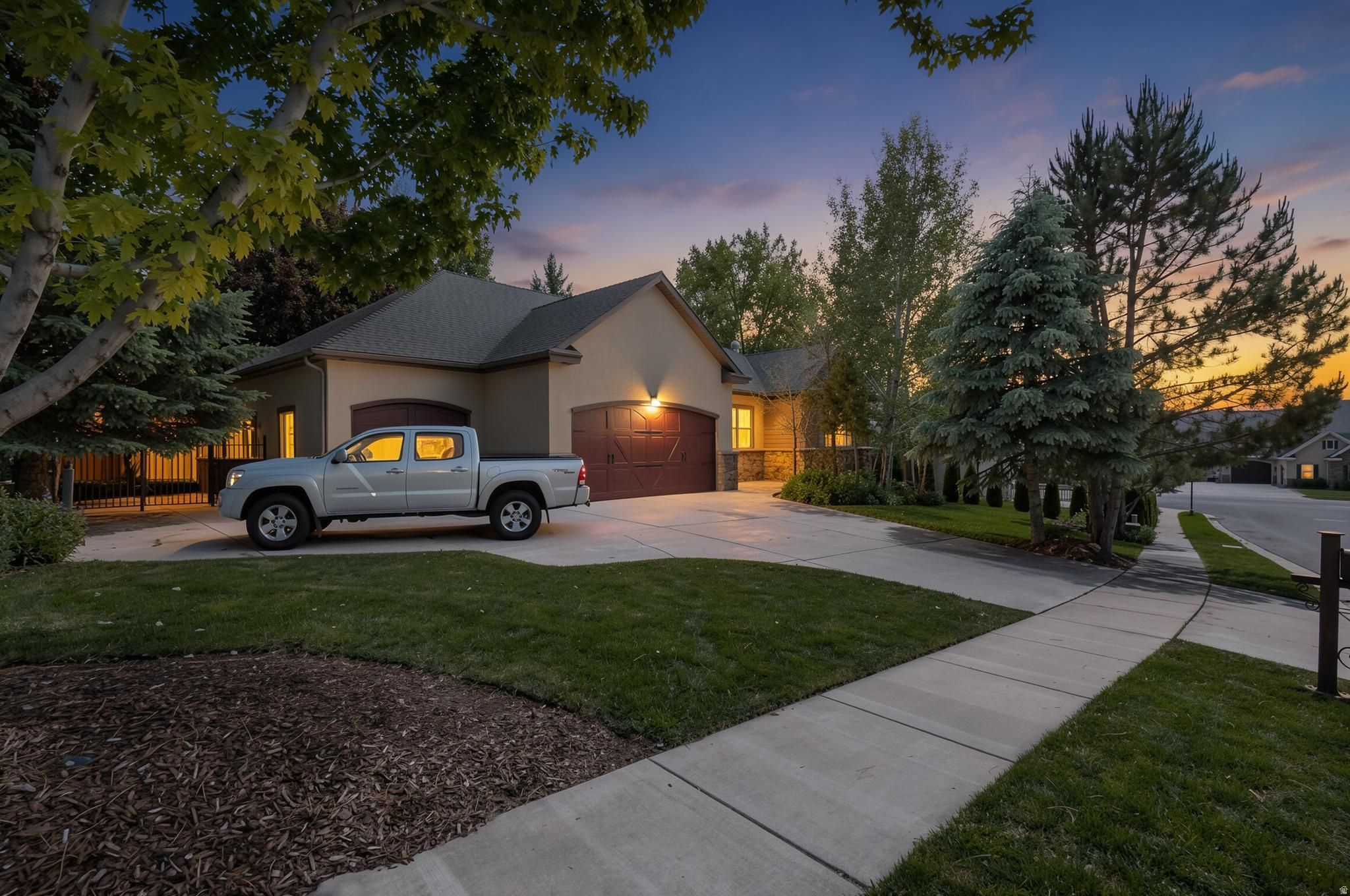 THE COVE AT VALLEY HILLS - Residential
