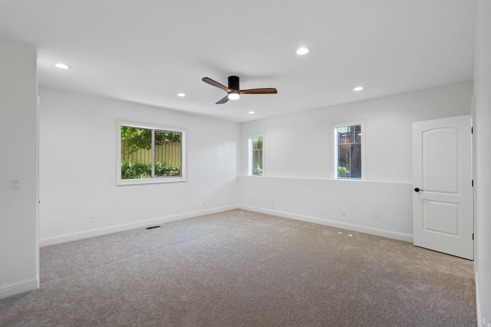 THE COVE AT VALLEY HILLS - Residential